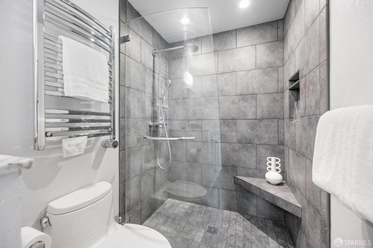 Detail Gallery Image 25 of 42 For 3501 Laguna St #208,  San Francisco,  CA 94123 - 1 Beds | 1 Baths