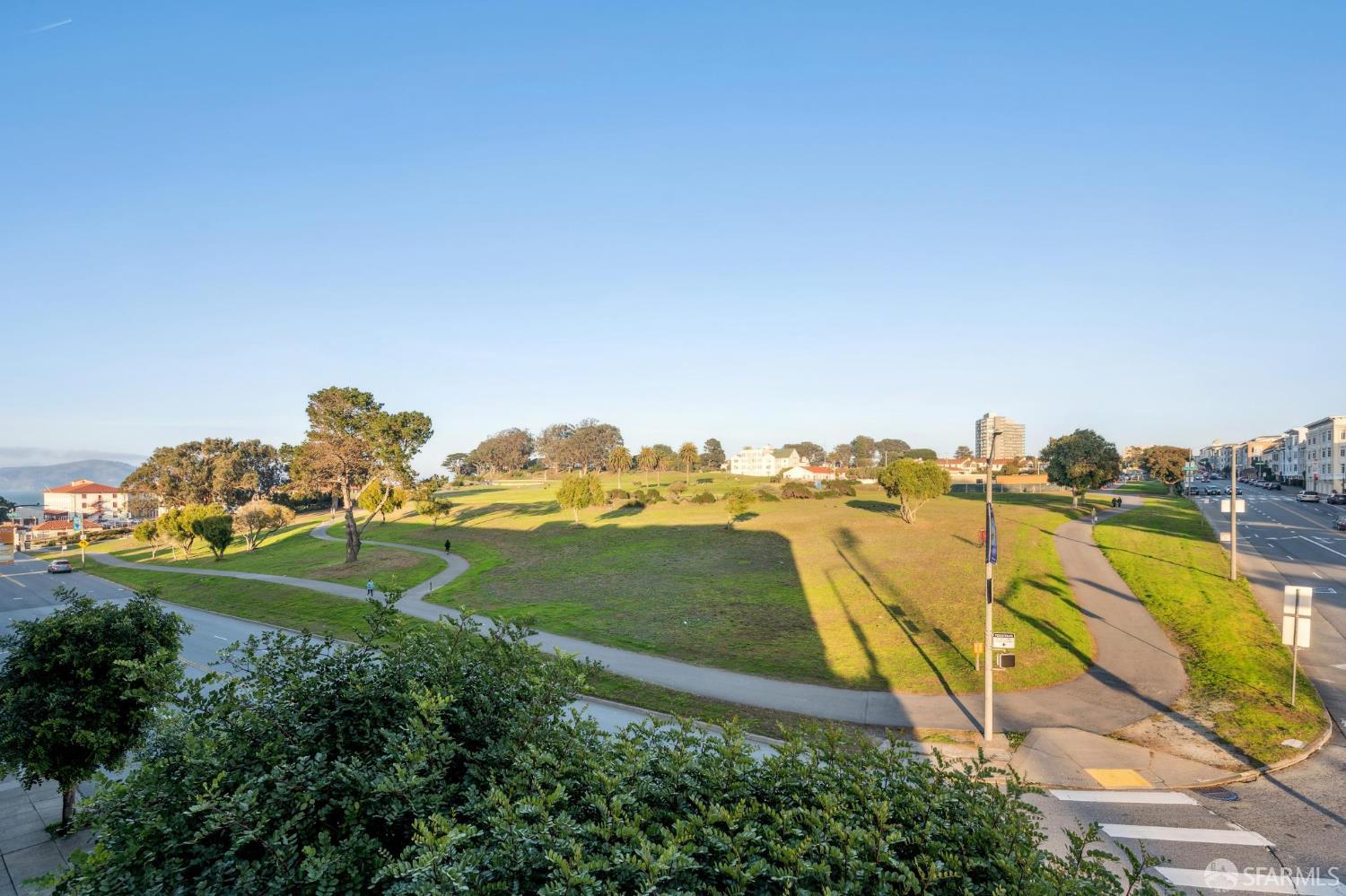 Detail Gallery Image 16 of 42 For 3501 Laguna St #208,  San Francisco,  CA 94123 - 1 Beds | 1 Baths