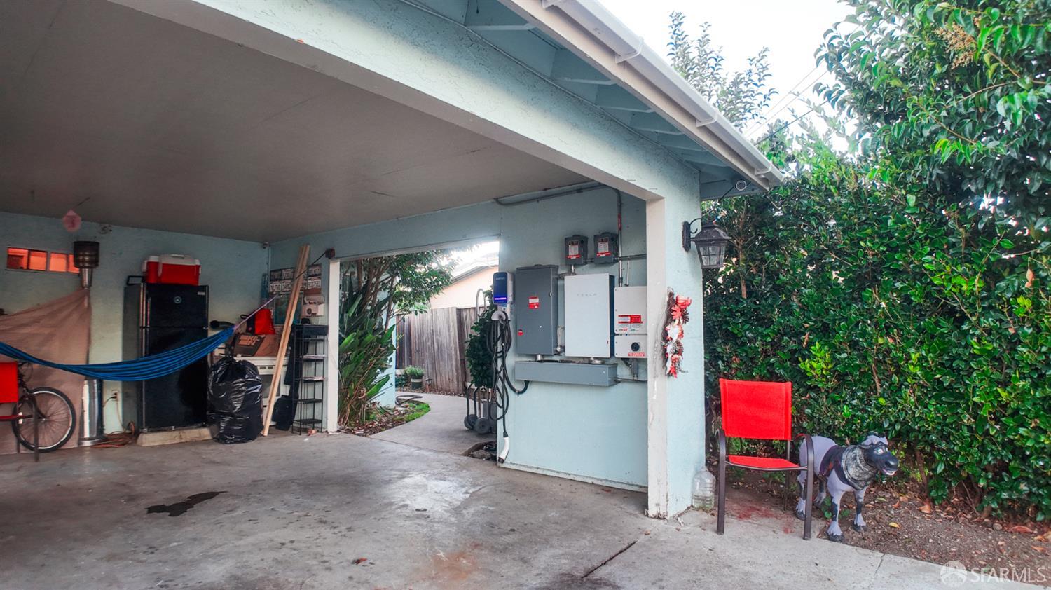 Detail Gallery Image 21 of 32 For 2719 Xavier St, East Palo Alto,  CA 94303 - 7 Beds | 4/1 Baths