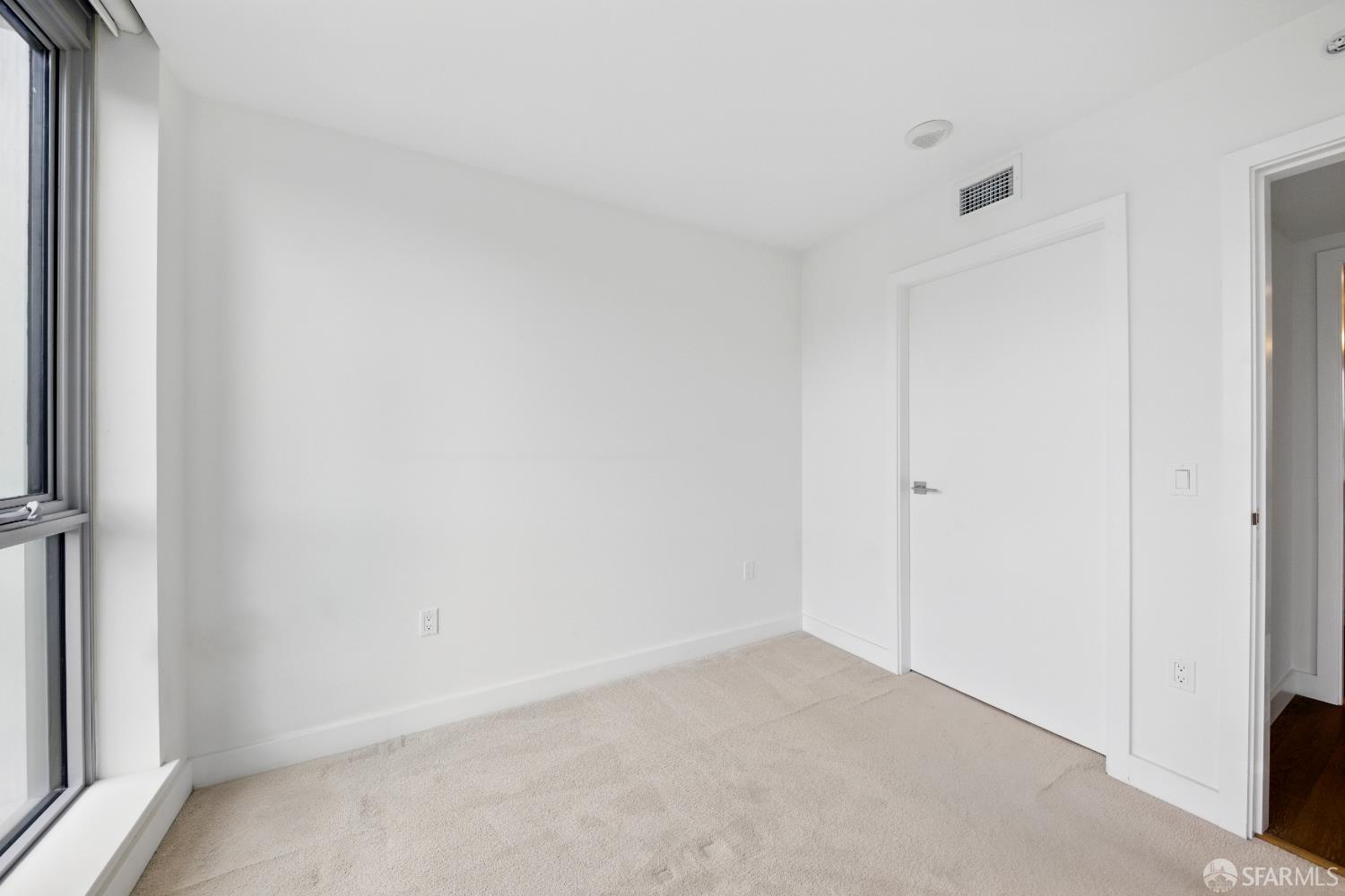 Photo #16: 425091359 Listing: Photo #16