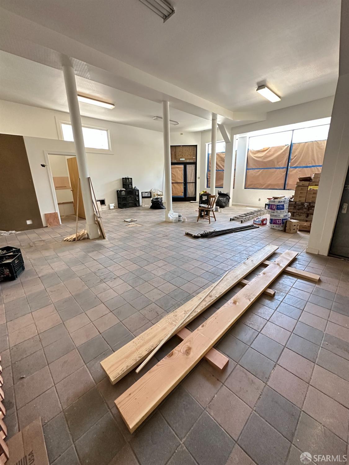 Detail Gallery Image 5 of 17 For 3572 20th St, San Francisco,  CA 94110 - – Beds | – Baths