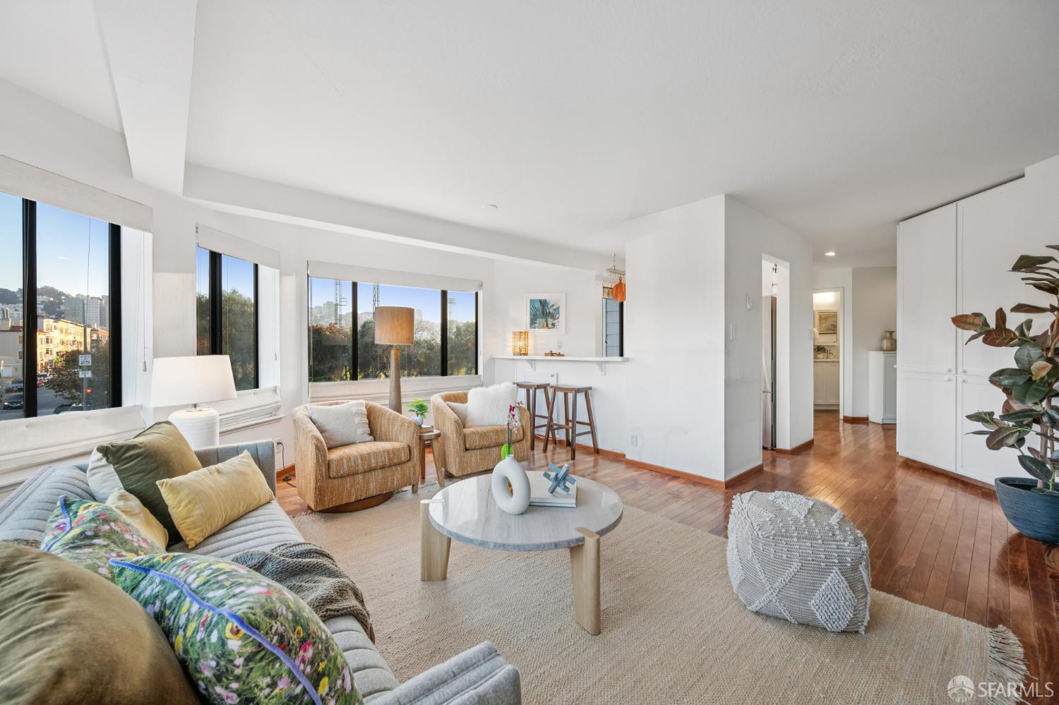 Detail Gallery Image 2 of 42 For 3501 Laguna St #208,  San Francisco,  CA 94123 - 1 Beds | 1 Baths