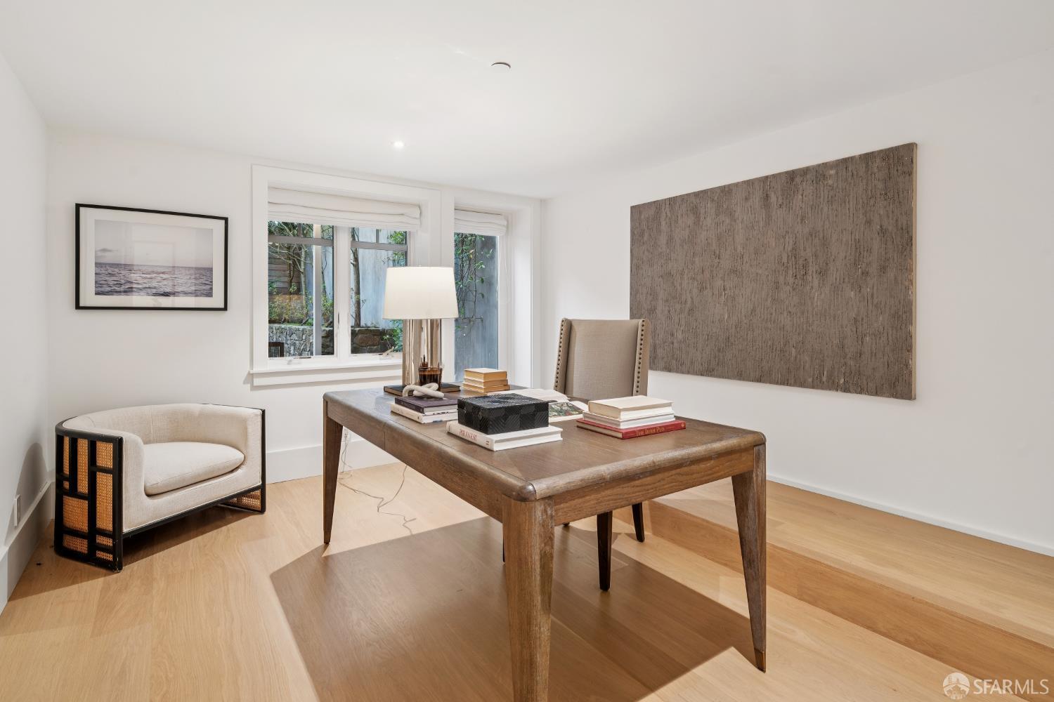 Detail Gallery Image 73 of 91 For 2550 Baker St, San Francisco,  CA 94123 - 5 Beds | 4/1 Baths