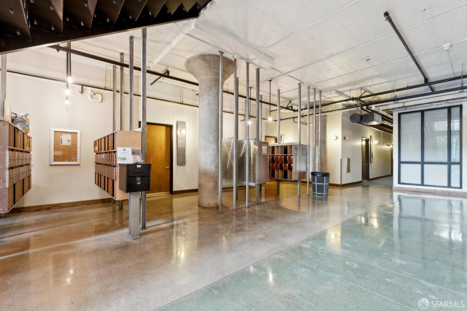 Detail Gallery Image 12 of 18 For 1510 Park Ave #B,  Emeryville,  CA 94608 - 1 Beds | 1 Baths