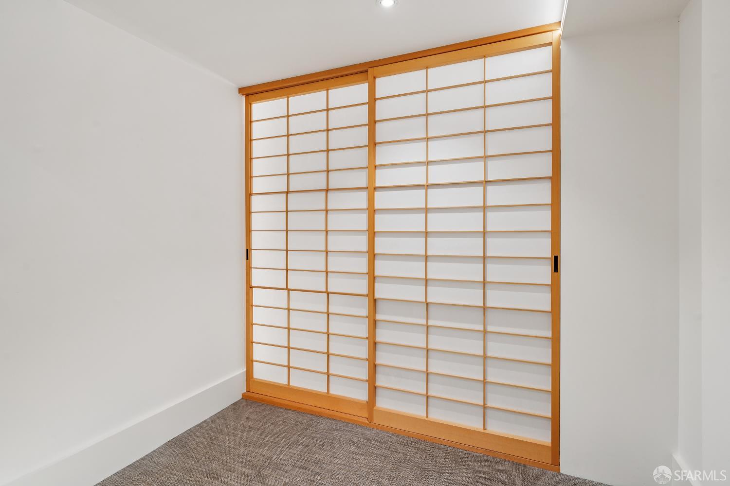 Detail Gallery Image 62 of 91 For 2550 Baker St, San Francisco,  CA 94123 - 5 Beds | 4/1 Baths