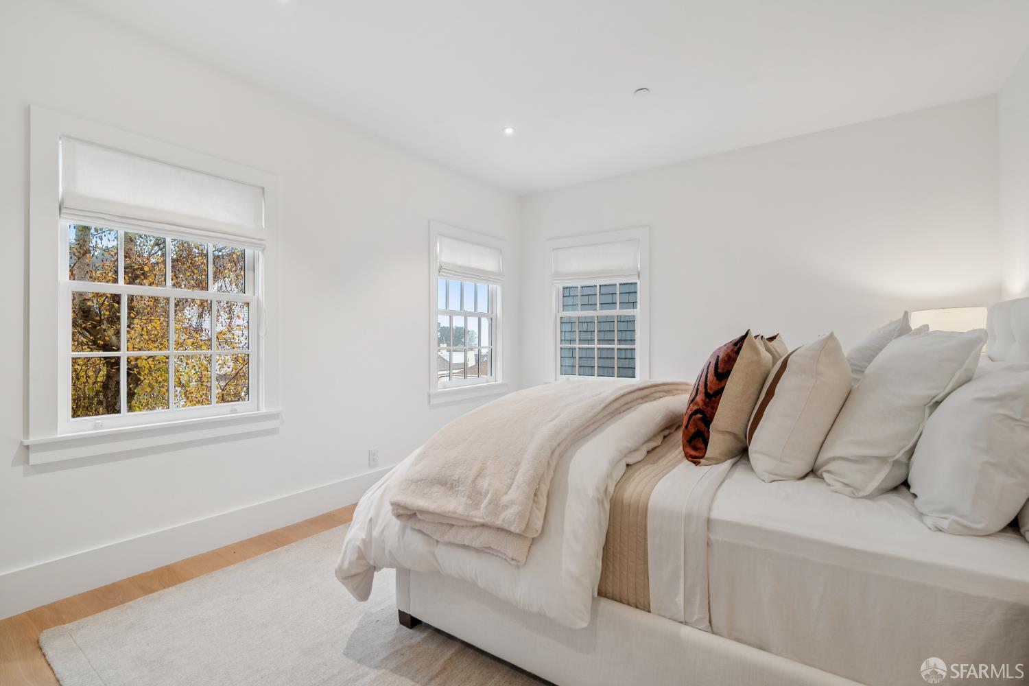 Detail Gallery Image 40 of 91 For 2550 Baker St, San Francisco,  CA 94123 - 5 Beds | 4/1 Baths