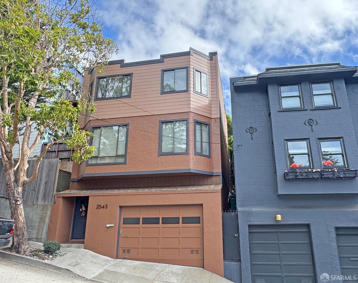 Front Image Thumbnail for SF425091273