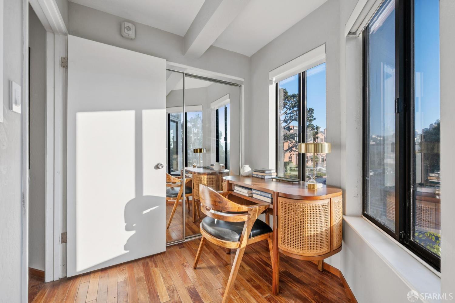 Detail Gallery Image 19 of 42 For 3501 Laguna St #208,  San Francisco,  CA 94123 - 1 Beds | 1 Baths