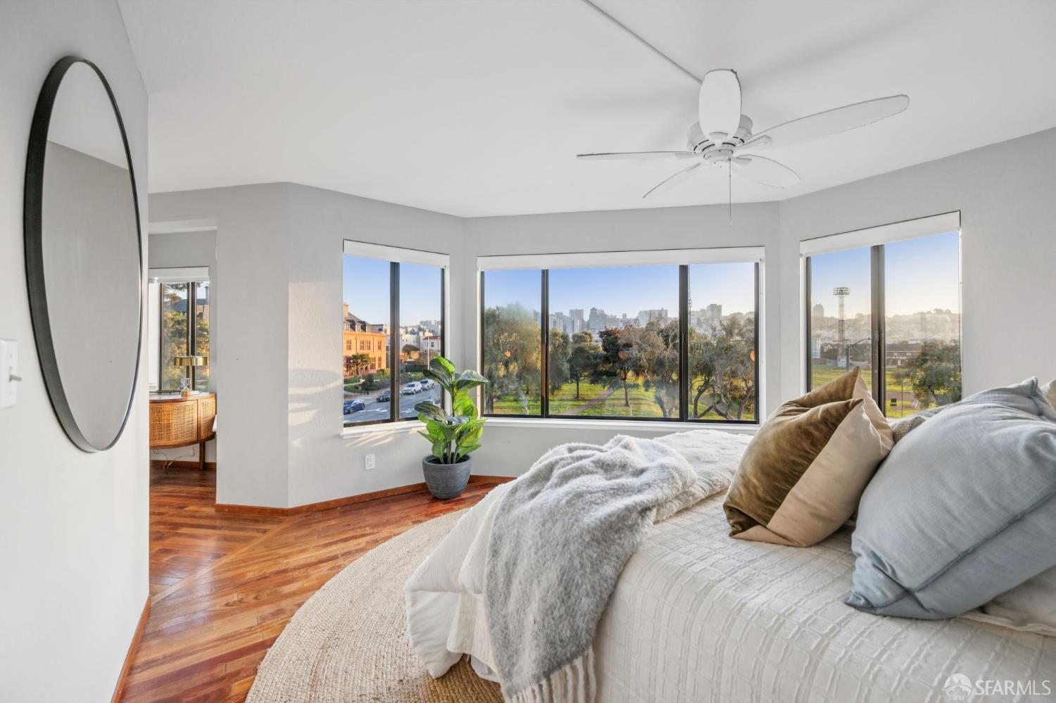 Detail Gallery Image 22 of 42 For 3501 Laguna St #208,  San Francisco,  CA 94123 - 1 Beds | 1 Baths