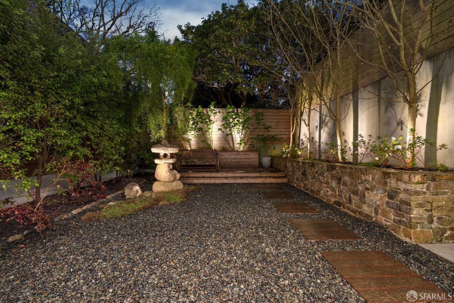 Detail Gallery Image 86 of 91 For 2550 Baker St, San Francisco,  CA 94123 - 5 Beds | 4/1 Baths