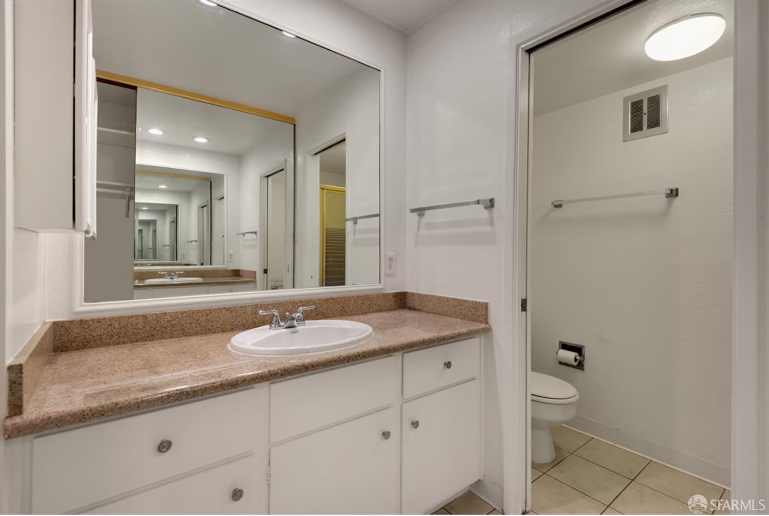 Detail Gallery Image 8 of 17 For 1735 Woodland Ave, East Palo Alto,  CA 94303 - 0 Beds | 1 Baths