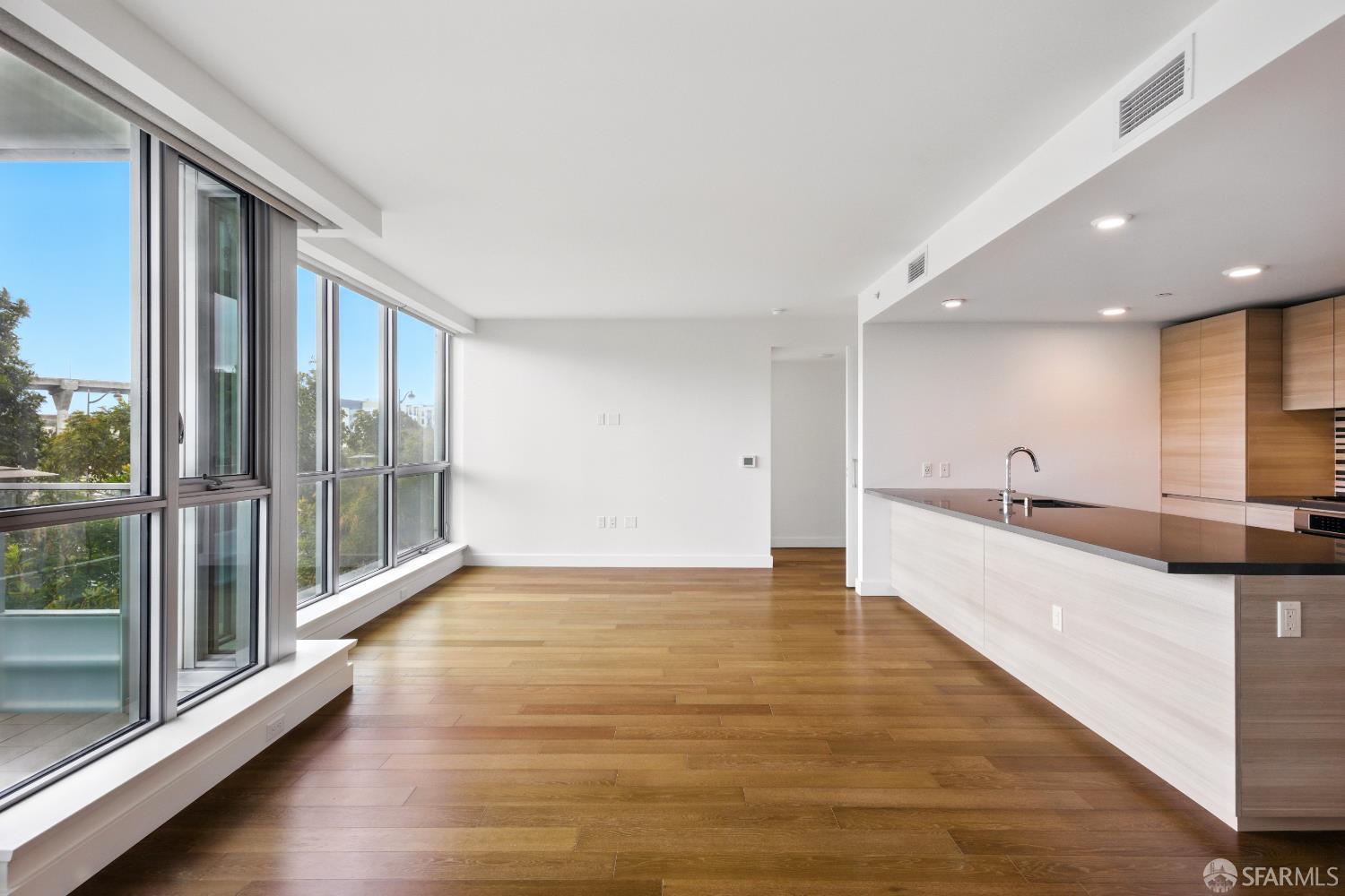 Photo #17: 425091359 Listing: Photo #17