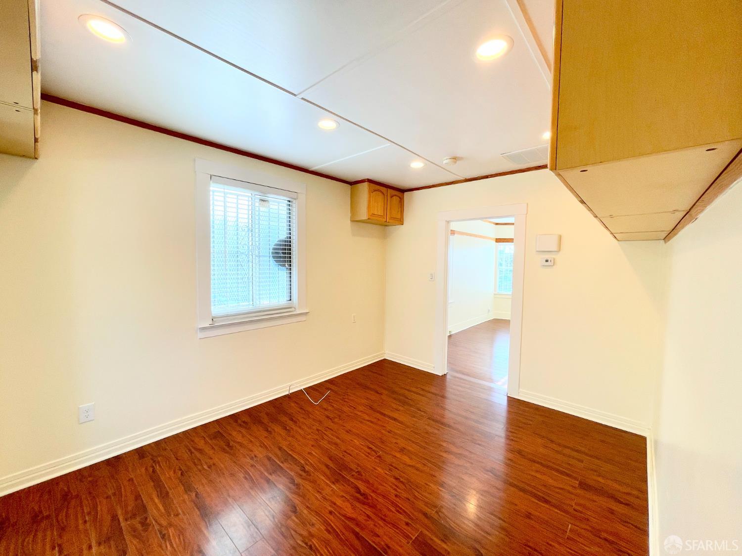 Detail Gallery Image 12 of 18 For 2 Brighton Ave, San Francisco,  CA 94112 - 0 Beds | 1 Baths