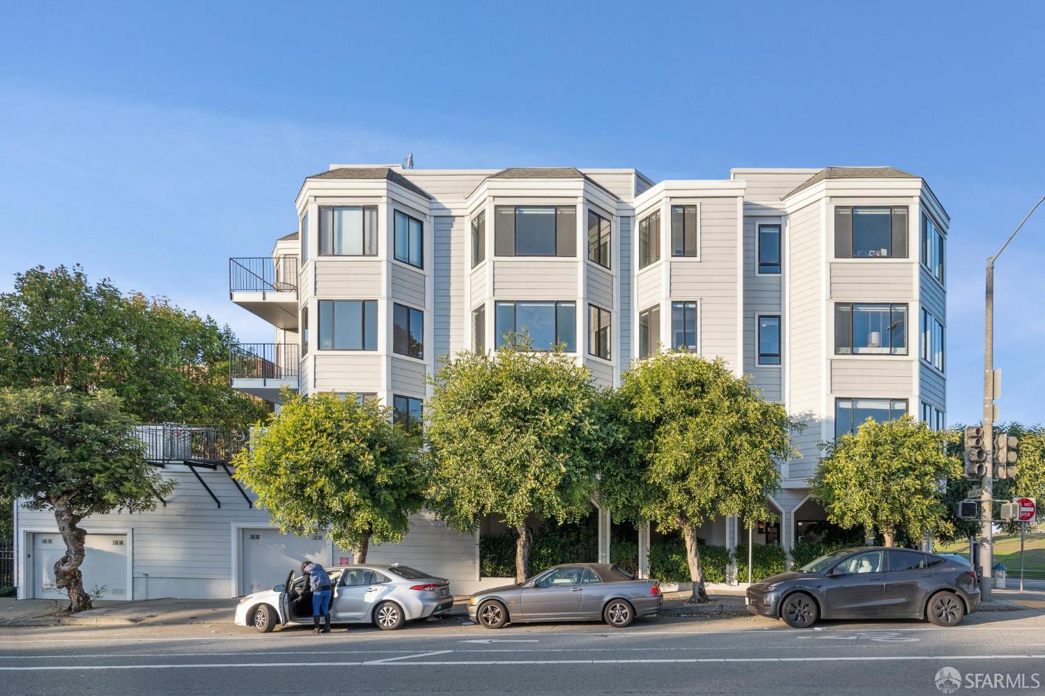 Detail Gallery Image 27 of 42 For 3501 Laguna St #208,  San Francisco,  CA 94123 - 1 Beds | 1 Baths