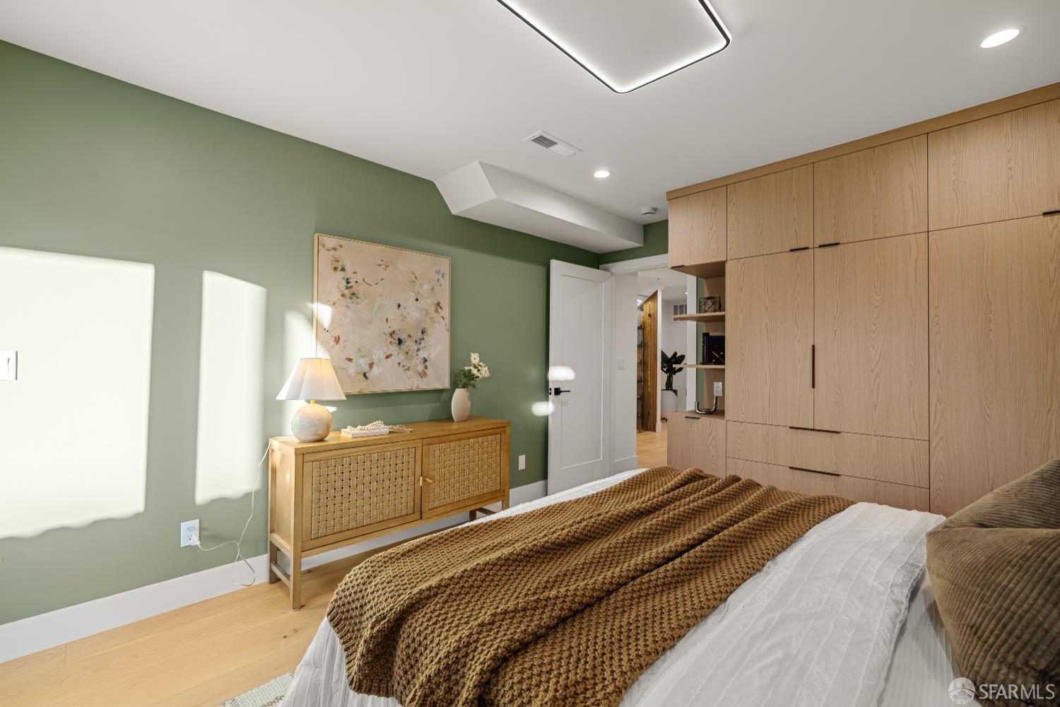 Detail Gallery Image 38 of 82 For 1047 Plymouth Ave, San Francisco,  CA 94112 - 4 Beds | 4 Baths