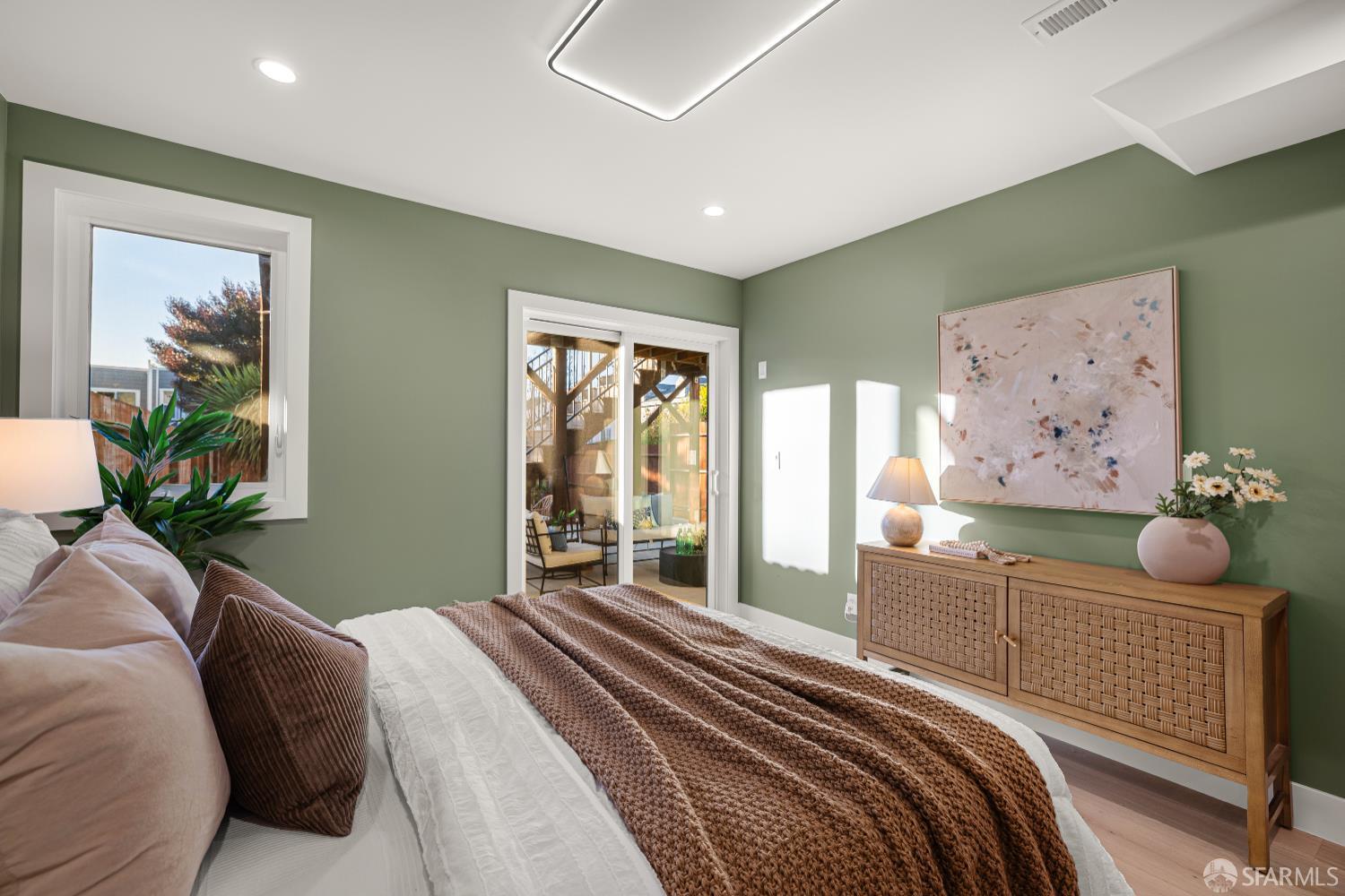 Detail Gallery Image 39 of 82 For 1047 Plymouth Ave, San Francisco,  CA 94112 - 4 Beds | 4 Baths