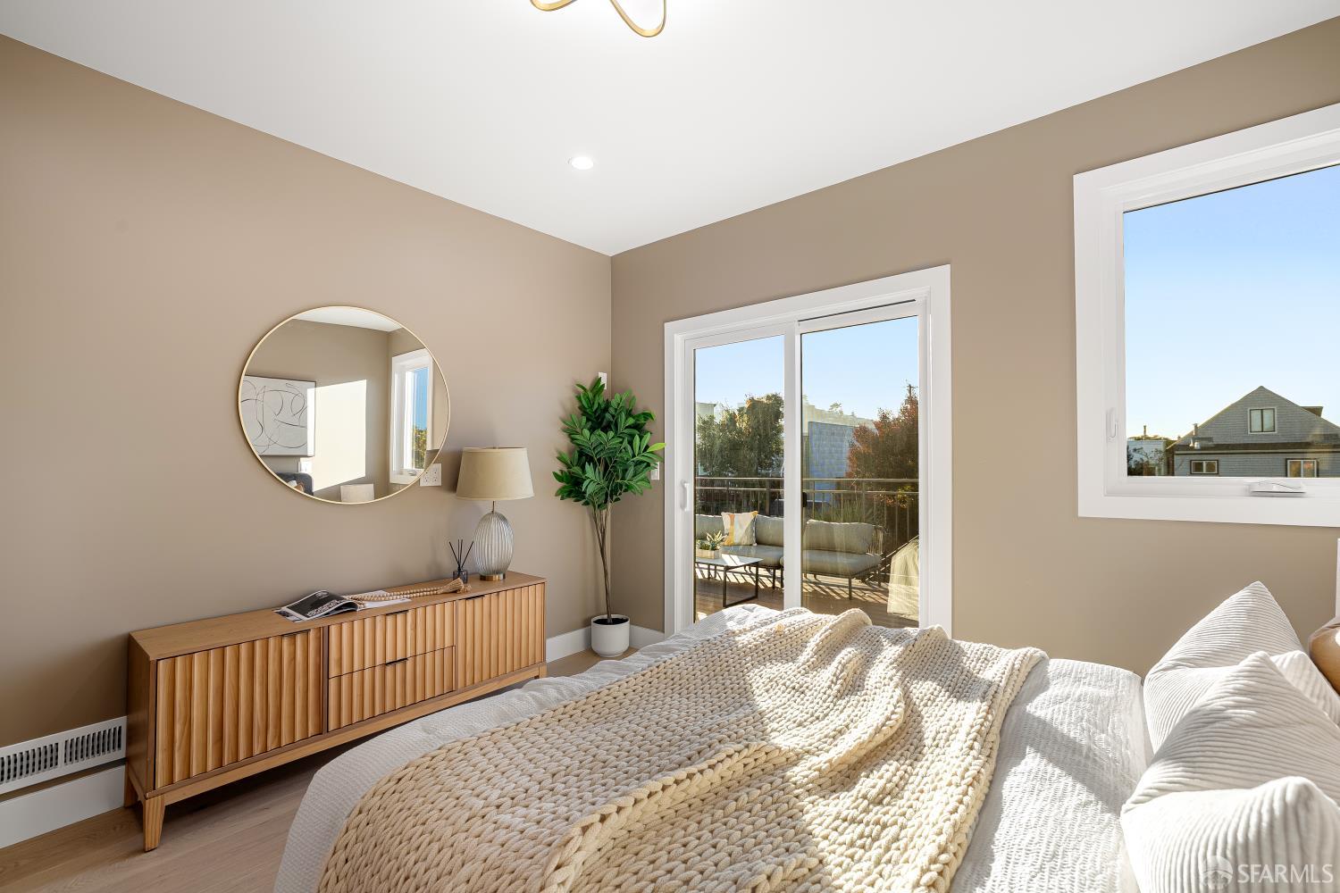 Detail Gallery Image 50 of 82 For 1047 Plymouth Ave, San Francisco,  CA 94112 - 4 Beds | 4 Baths