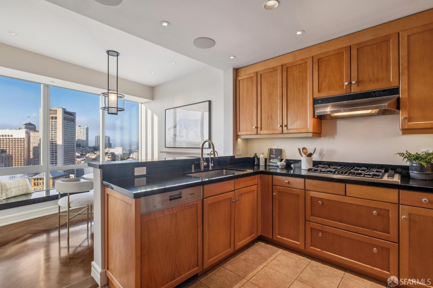 Photo #24: 425091049 Listing: Photo #24