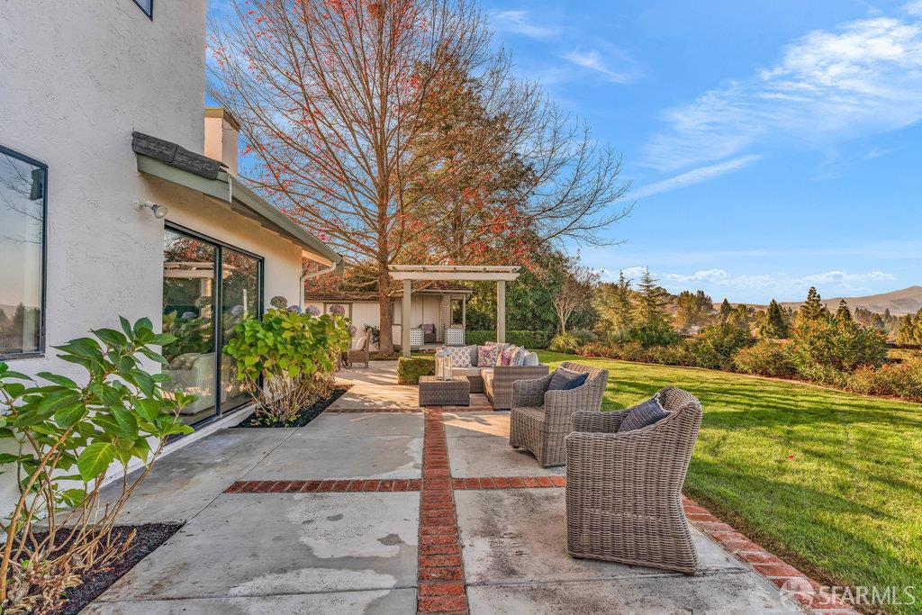 Detail Gallery Image 19 of 60 For 56 Seneca Ln, San Ramon,  CA 94583 - 4 Beds | 3 Baths