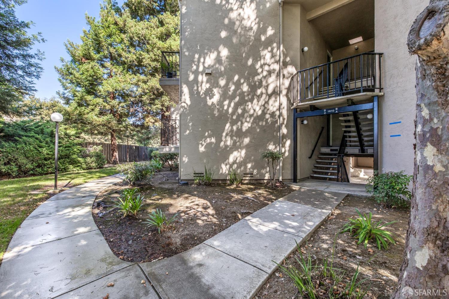 Detail Gallery Image 39 of 40 For 1910 Barrymore Cmn #C,  Fremont,  CA 94538 - 2 Beds | 1 Baths
