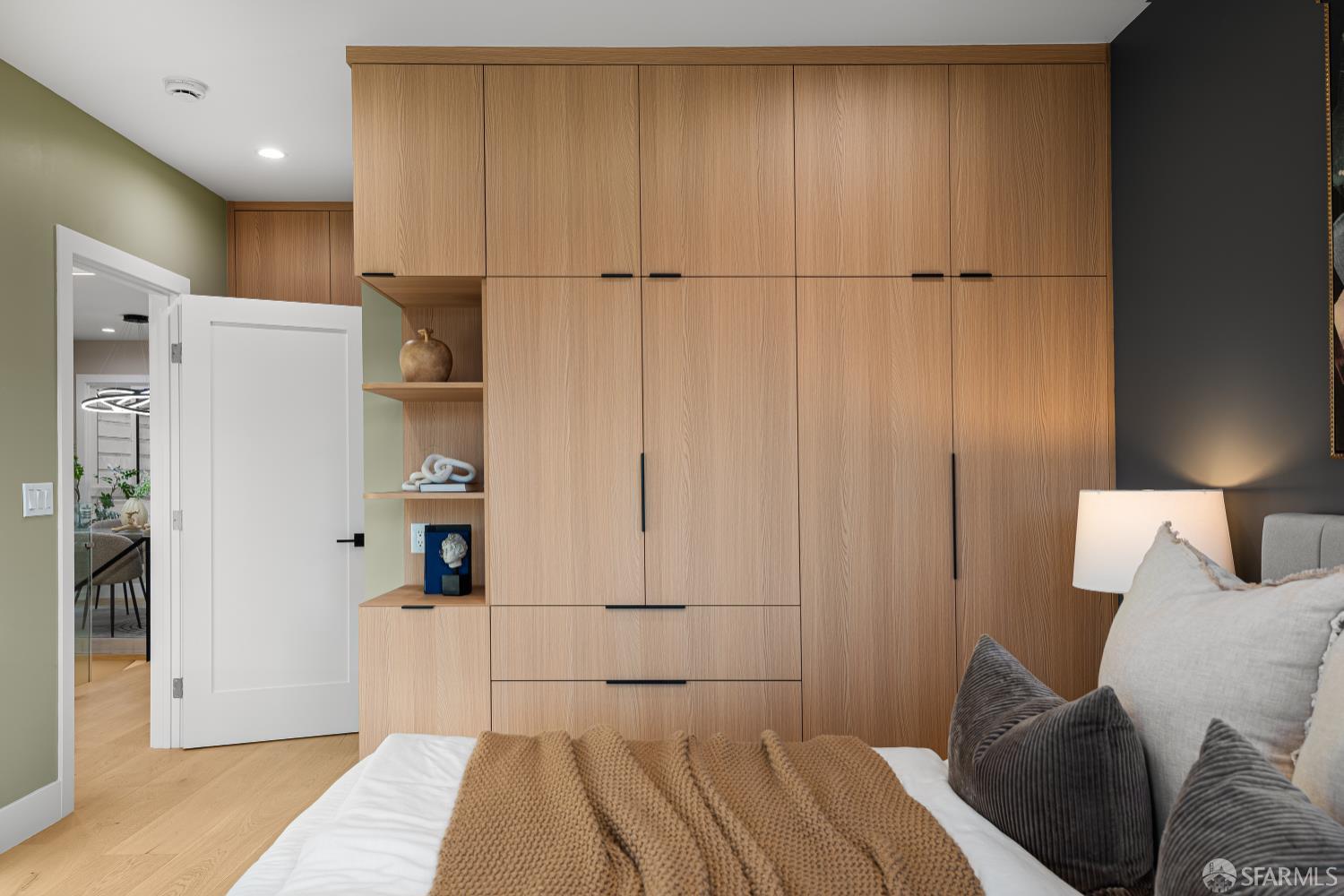 Detail Gallery Image 27 of 82 For 1047 Plymouth Ave, San Francisco,  CA 94112 - 4 Beds | 4 Baths