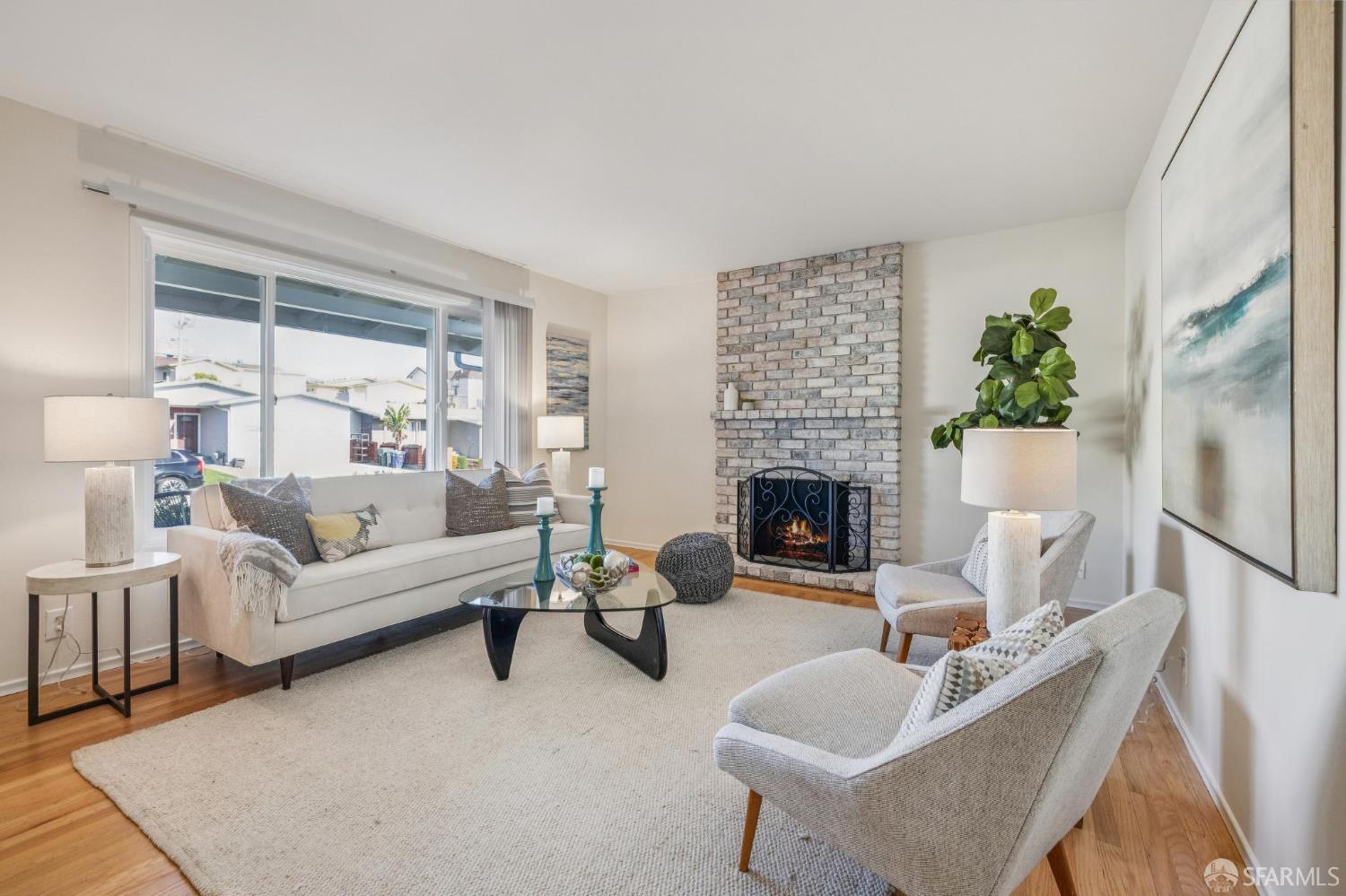 Detail Gallery Image 8 of 45 For 1231 Edgewood Way, South San Francisco,  CA 94080 - 3 Beds | 2 Baths