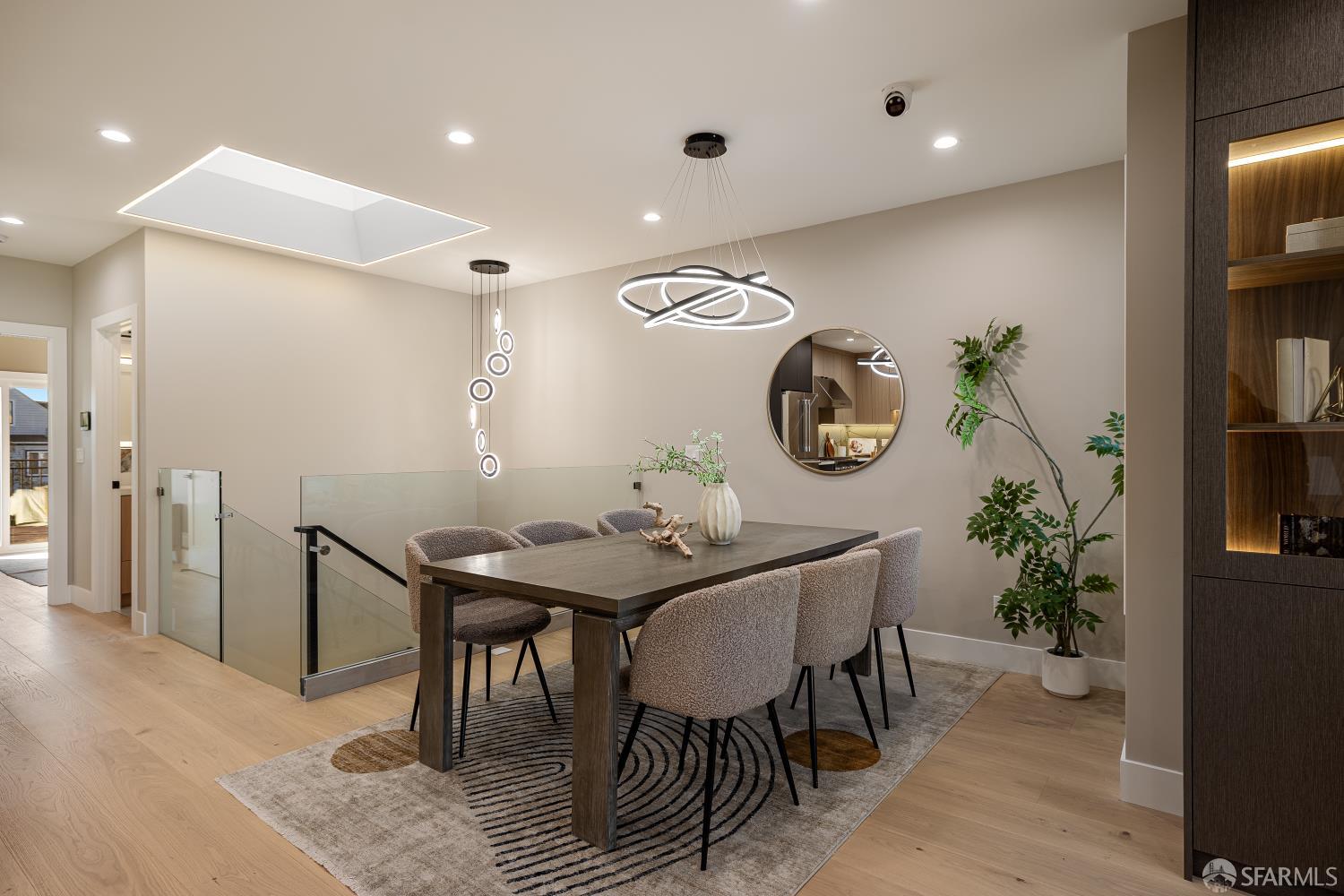 Detail Gallery Image 18 of 82 For 1047 Plymouth Ave, San Francisco,  CA 94112 - 4 Beds | 4 Baths