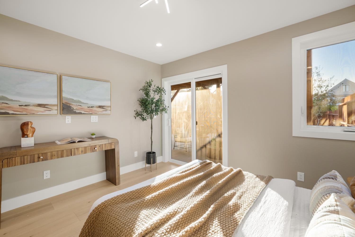 Detail Gallery Image 35 of 82 For 1047 Plymouth Ave, San Francisco,  CA 94112 - 4 Beds | 4 Baths