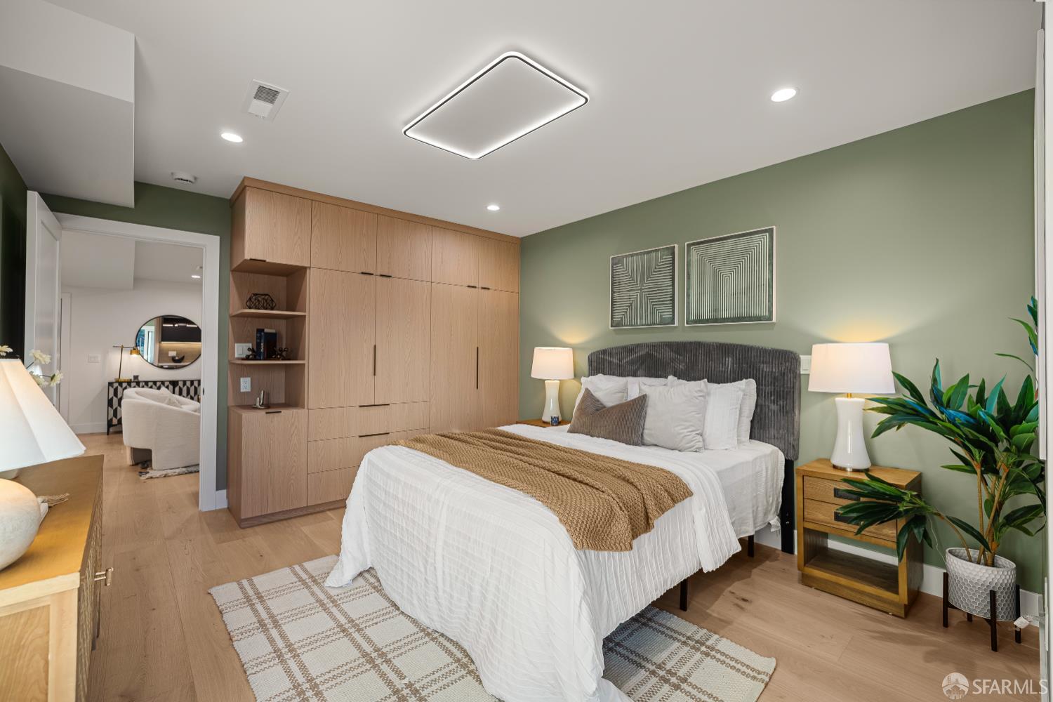 Detail Gallery Image 37 of 82 For 1047 Plymouth Ave, San Francisco,  CA 94112 - 4 Beds | 4 Baths