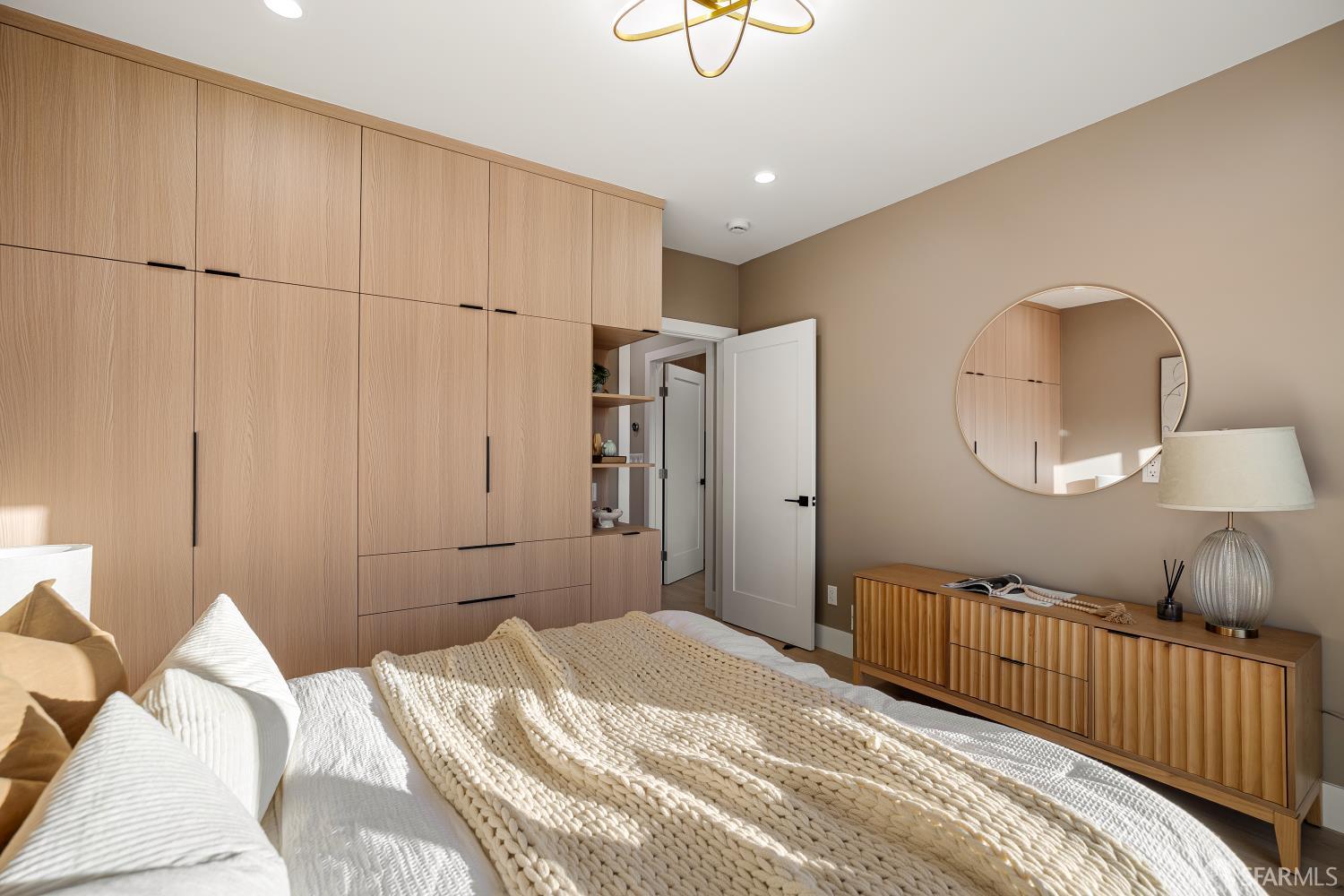 Detail Gallery Image 49 of 82 For 1047 Plymouth Ave, San Francisco,  CA 94112 - 4 Beds | 4 Baths