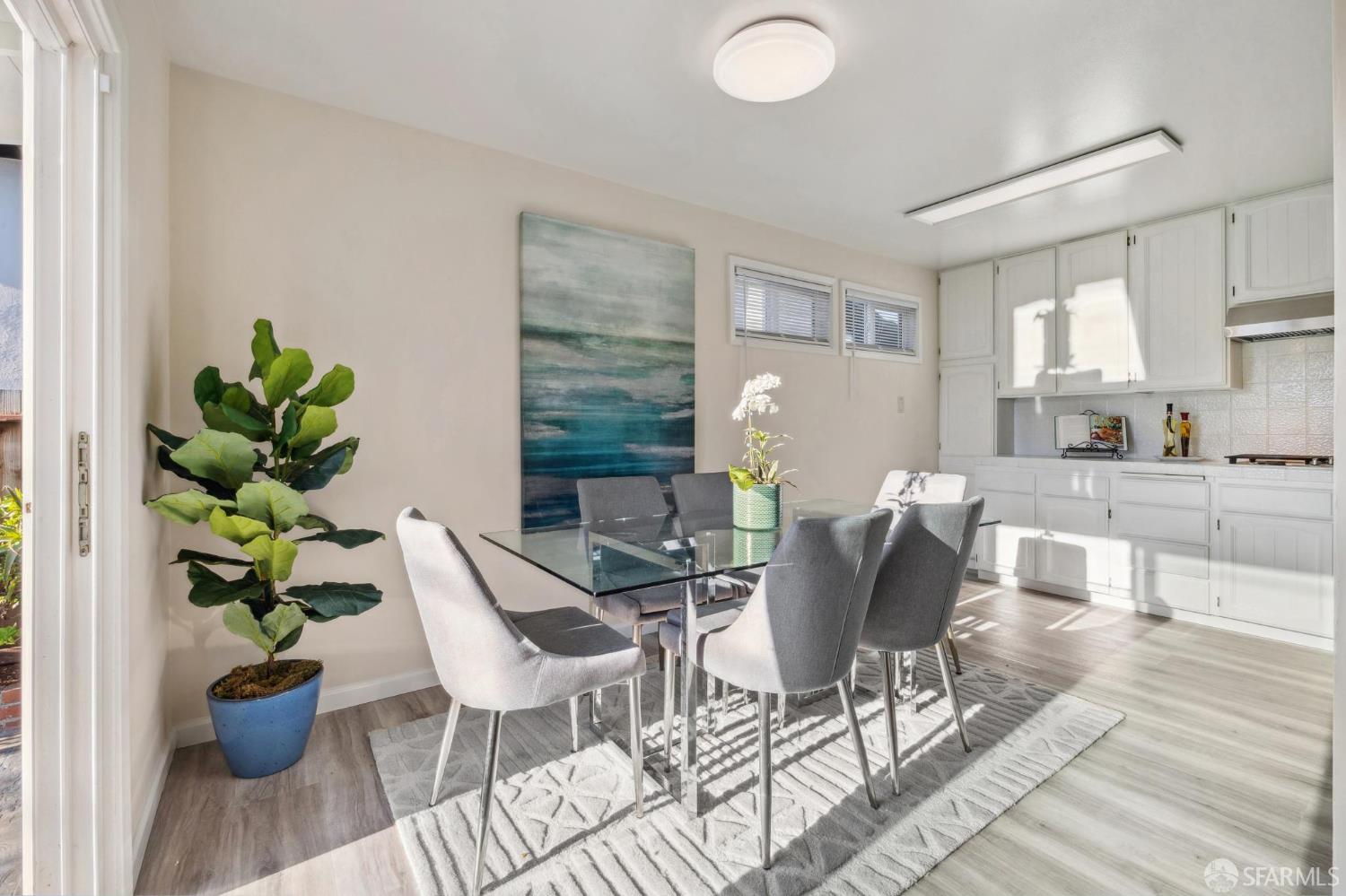 Detail Gallery Image 19 of 45 For 1231 Edgewood Way, South San Francisco,  CA 94080 - 3 Beds | 2 Baths