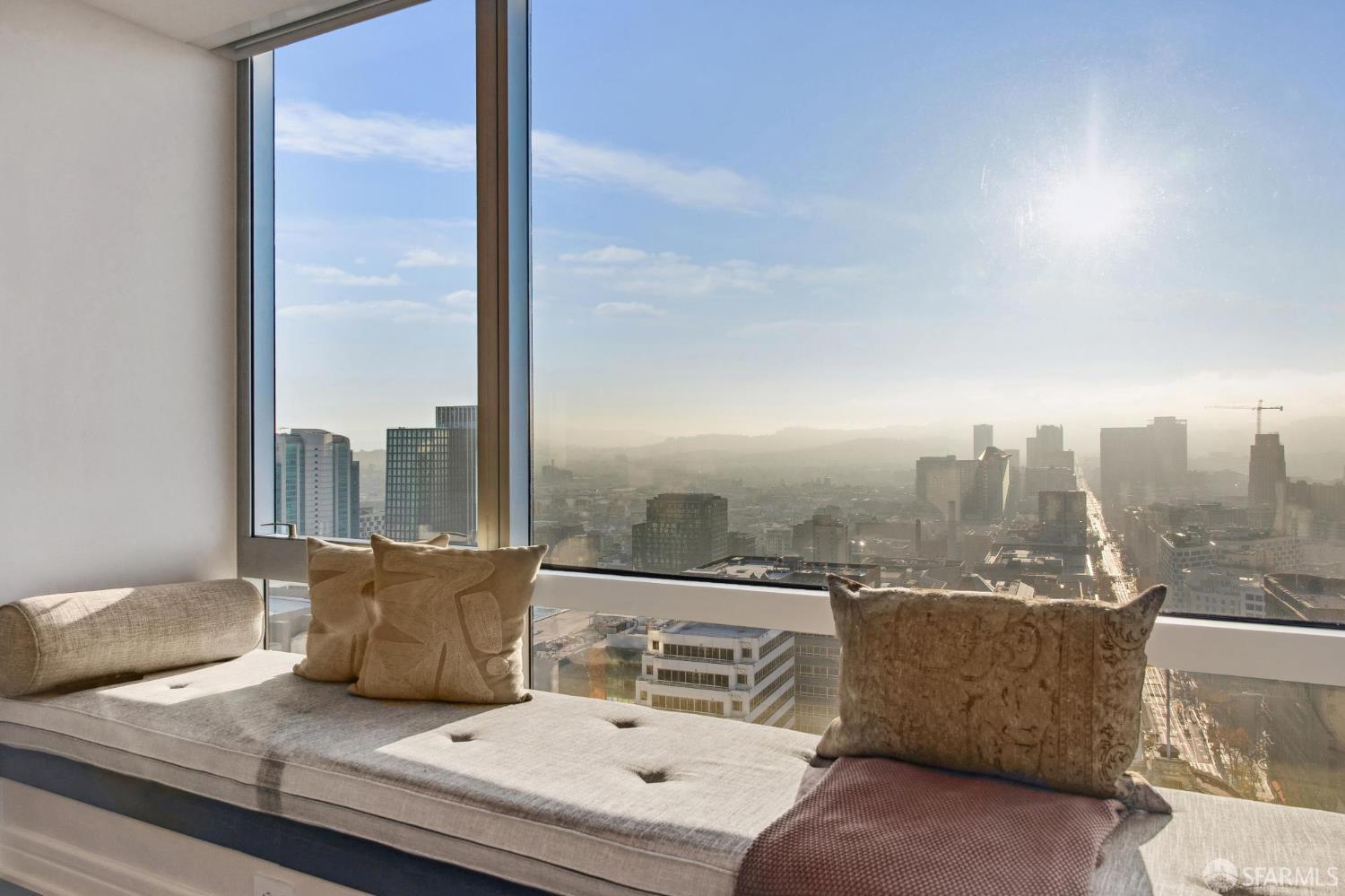 Photo #14: 425091049 Listing: Photo #14