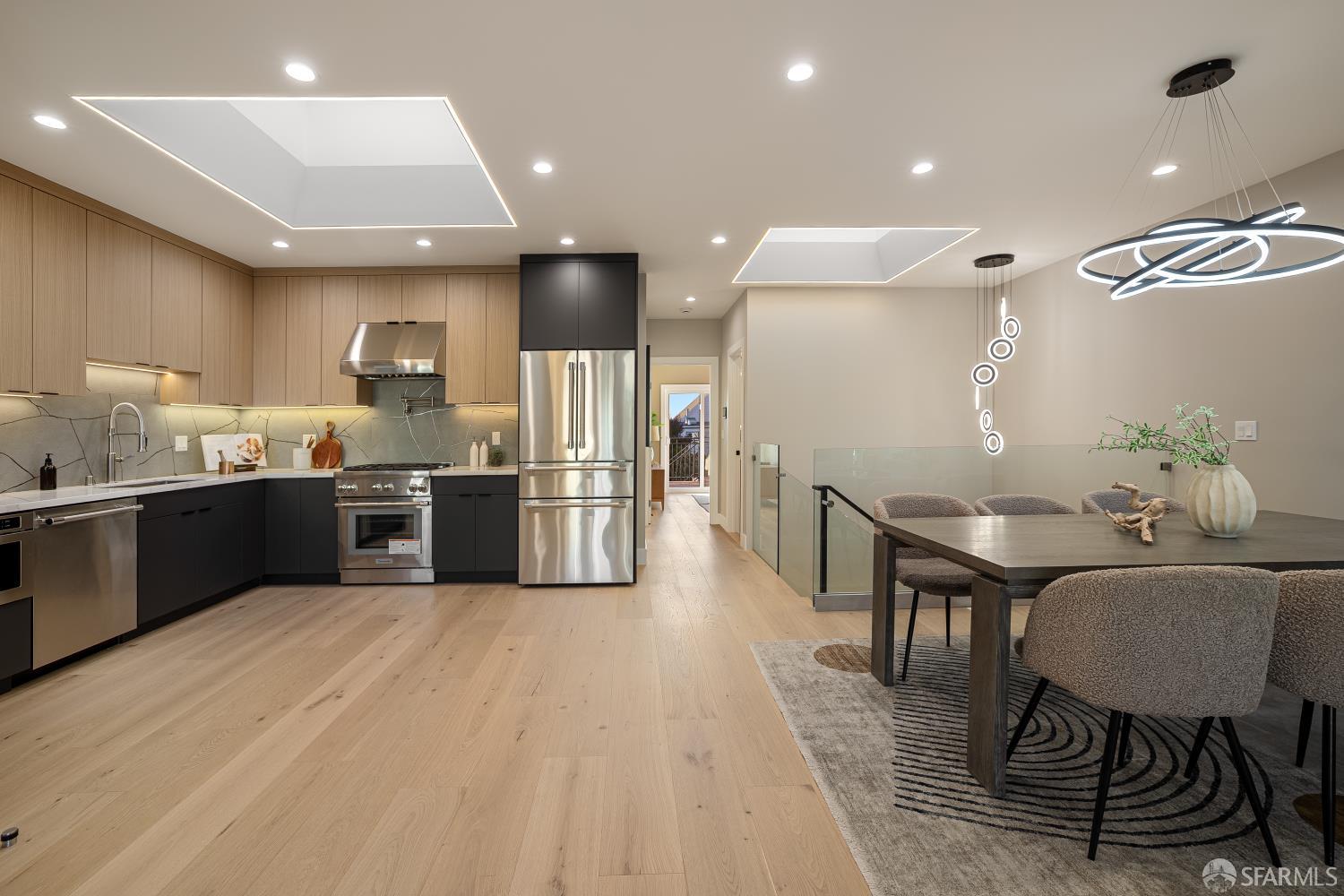 Detail Gallery Image 19 of 82 For 1047 Plymouth Ave, San Francisco,  CA 94112 - 4 Beds | 4 Baths