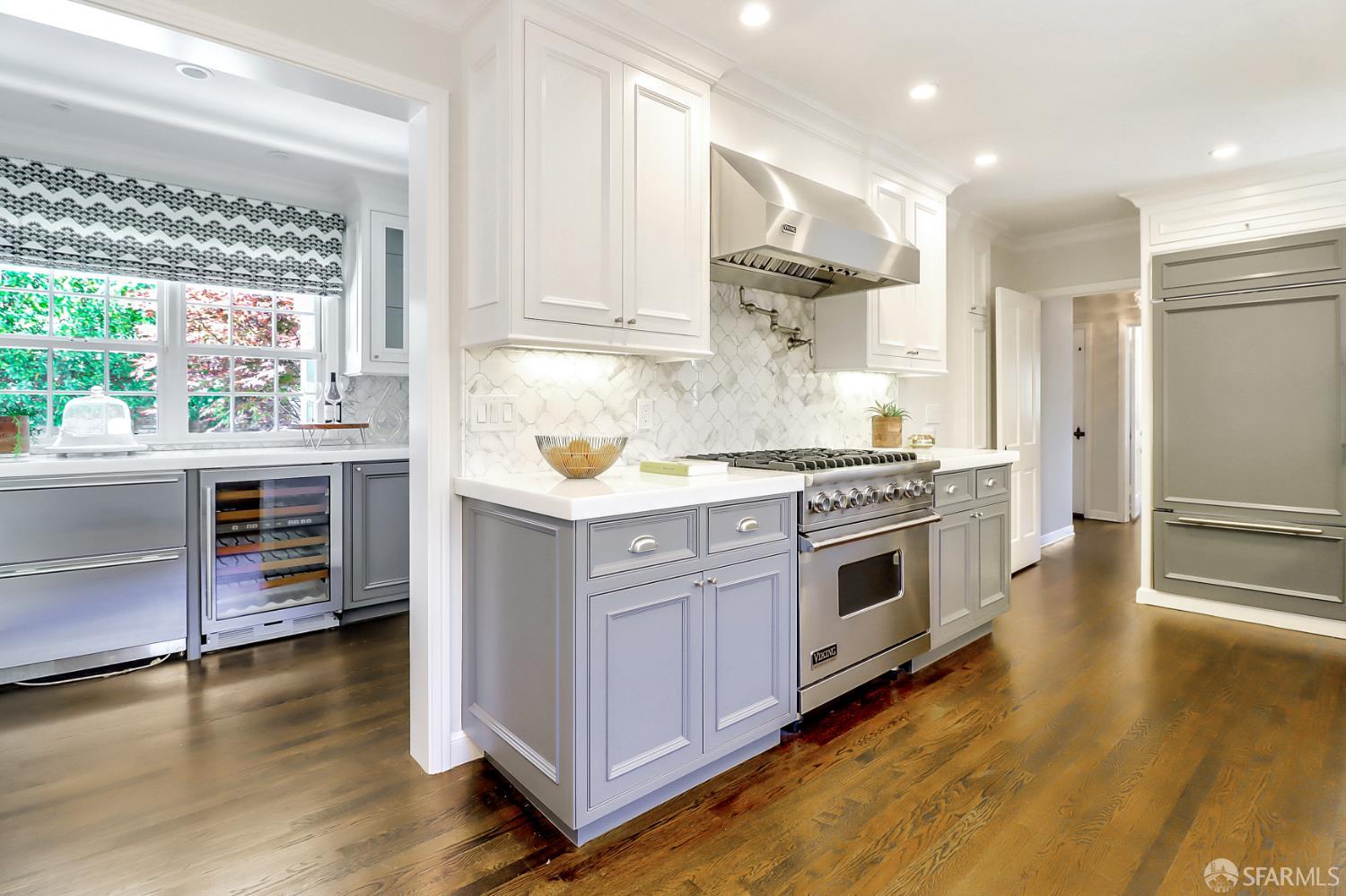 Detail Gallery Image 6 of 33 For 1640 University Ave, San Jose,  CA 95126 - 6 Beds | 4/1 Baths