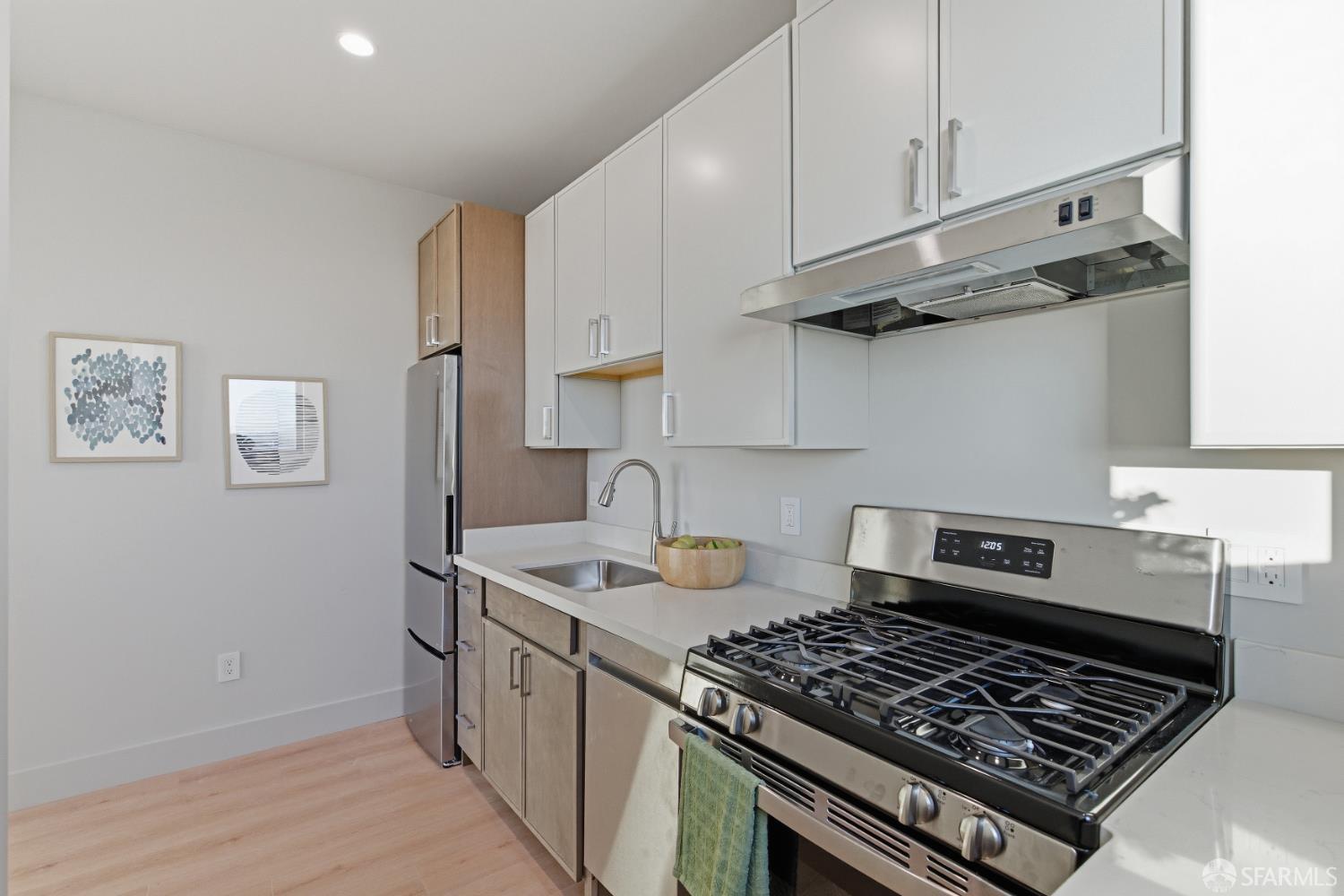 Detail Gallery Image 19 of 50 For 3945 Judah St #502,  San Francisco,  CA 94122 - 2 Beds | 2 Baths