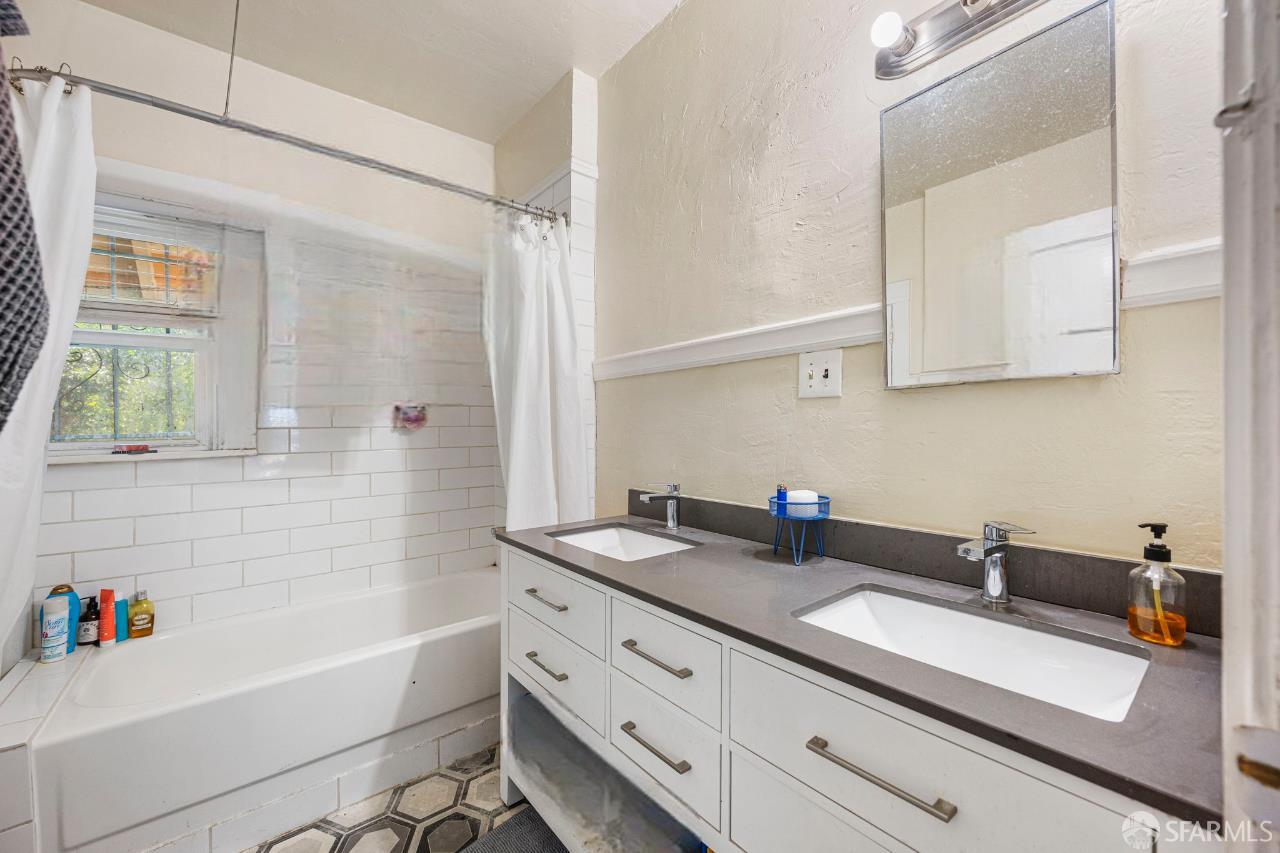 Detail Gallery Image 44 of 82 For 2941 Harrison St, Oakland,  CA 94611 - – Beds | – Baths