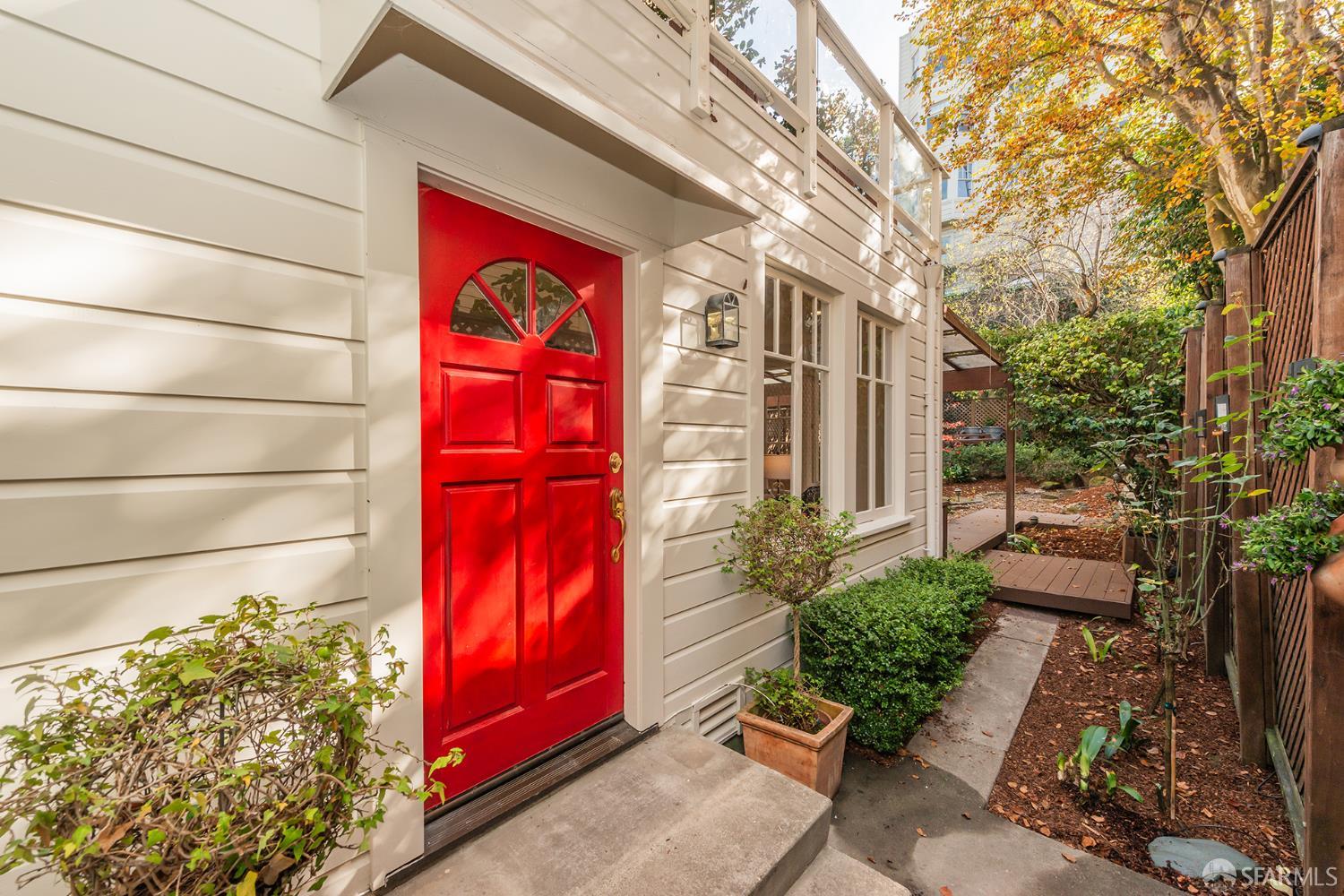 Detail Gallery Image 18 of 27 For 1183 Chestnut St, San Francisco,  CA 94109 - – Beds | – Baths