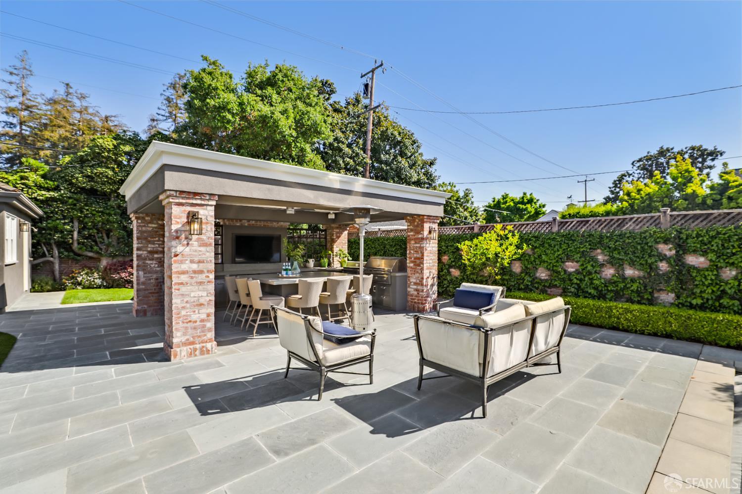 Detail Gallery Image 24 of 33 For 1640 University Ave, San Jose,  CA 95126 - 6 Beds | 4/1 Baths