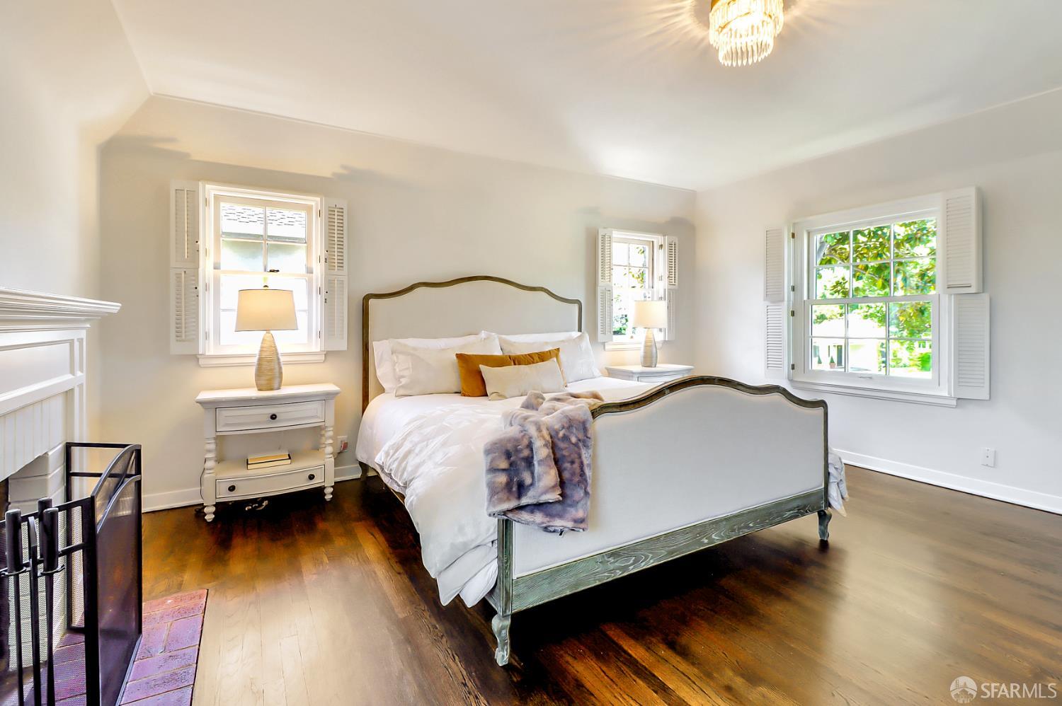 Detail Gallery Image 16 of 33 For 1640 University Ave, San Jose,  CA 95126 - 6 Beds | 4/1 Baths