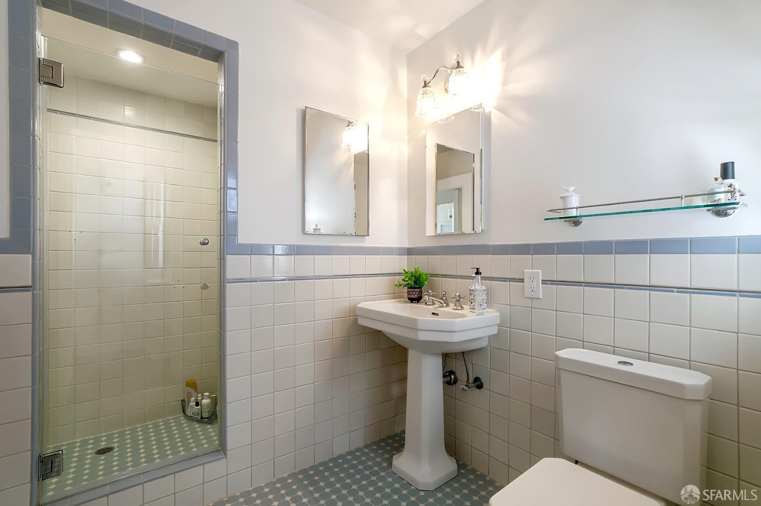 Detail Gallery Image 17 of 33 For 1640 University Ave, San Jose,  CA 95126 - 6 Beds | 4/1 Baths