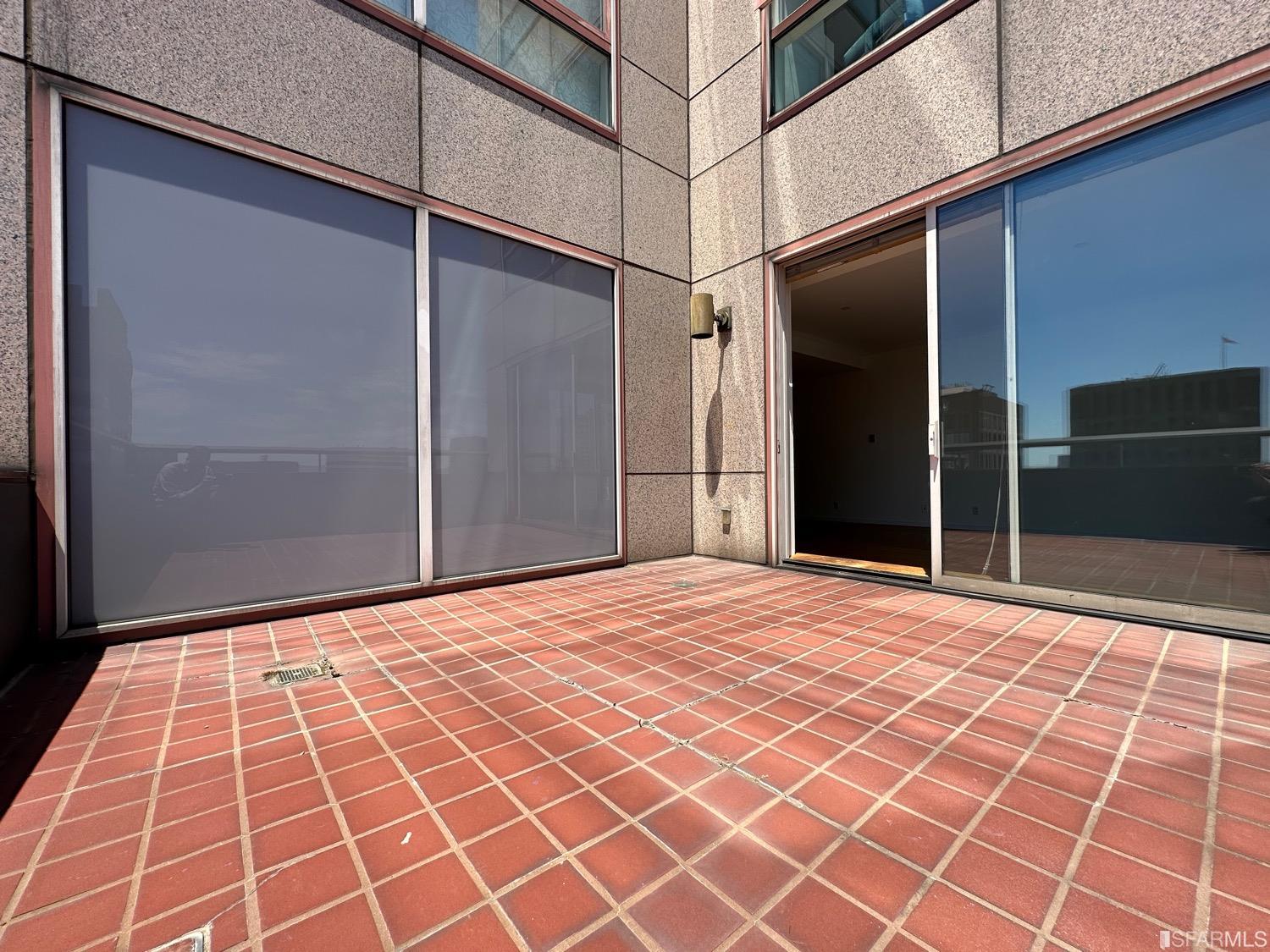 Detail Gallery Image 7 of 22 For 333 Bush St #4003,  San Francisco,  CA 94104 - 2 Beds | 2 Baths
