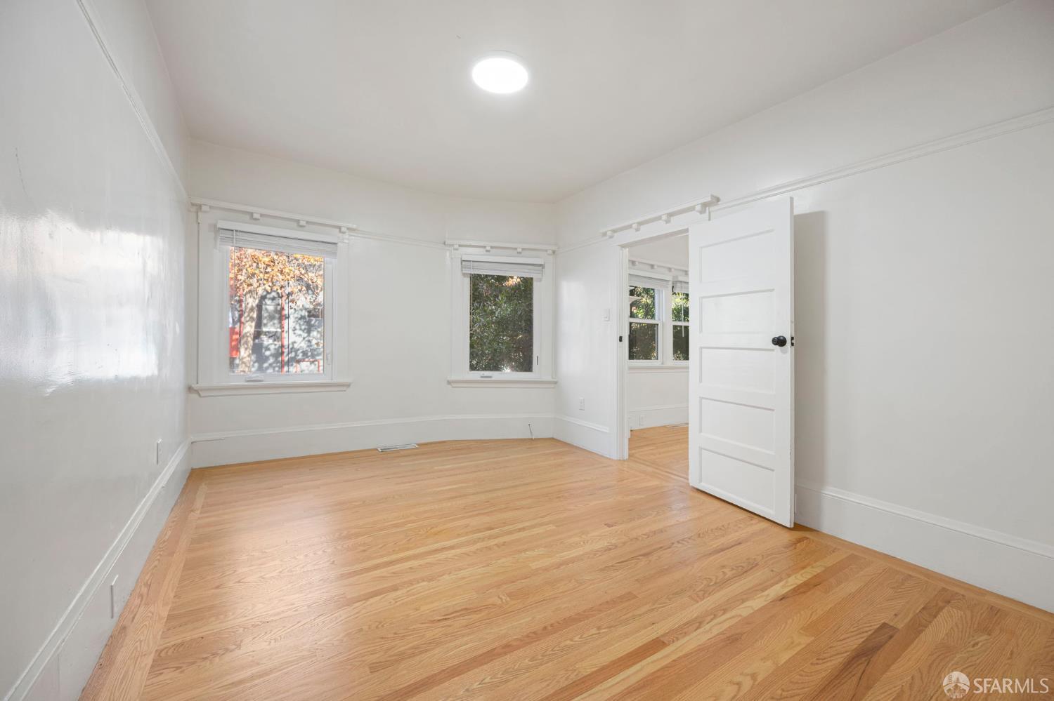 Detail Gallery Image 7 of 82 For 2941 Harrison St, Oakland,  CA 94611 - – Beds | – Baths