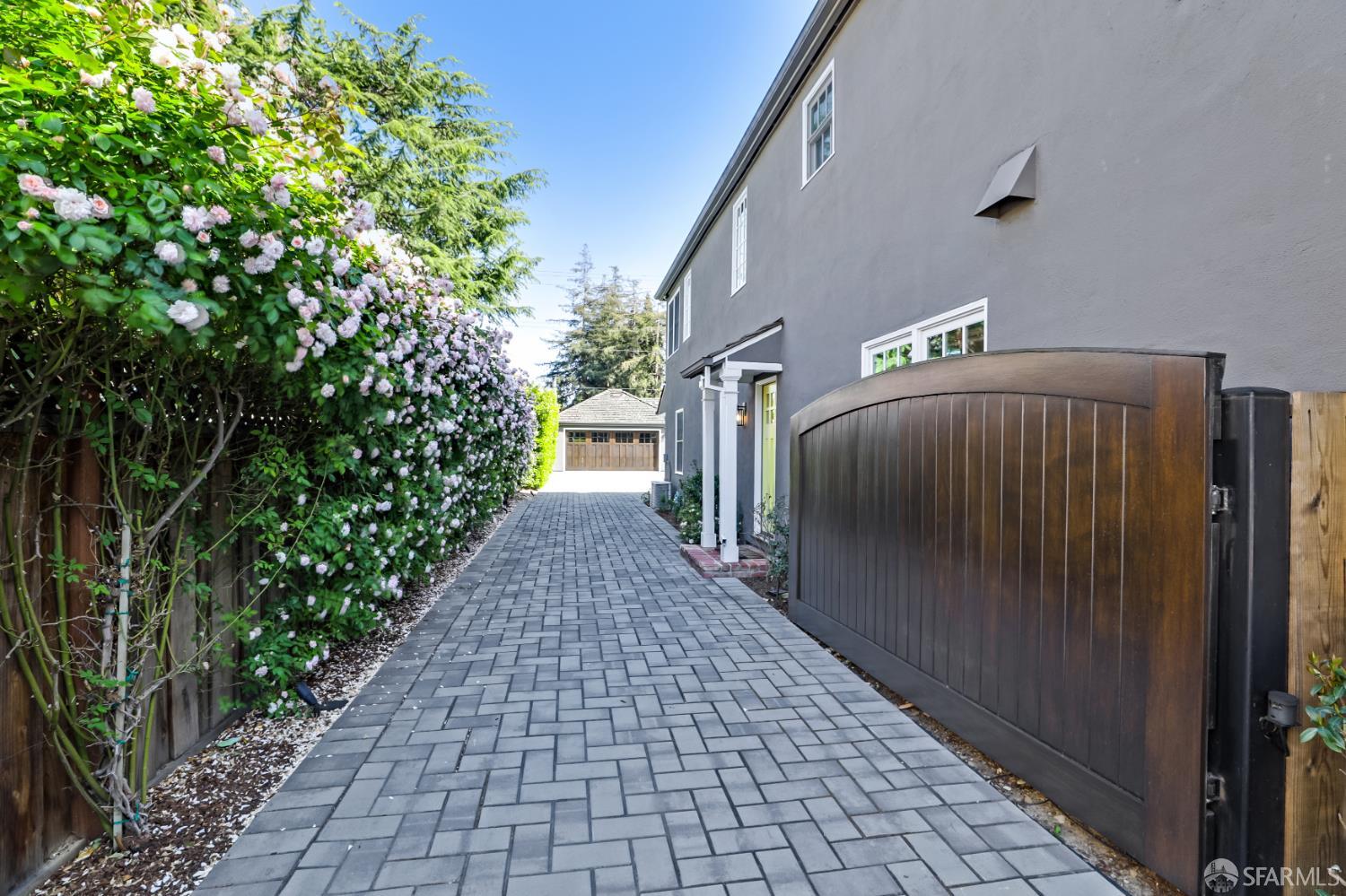 Detail Gallery Image 21 of 33 For 1640 University Ave, San Jose,  CA 95126 - 6 Beds | 4/1 Baths