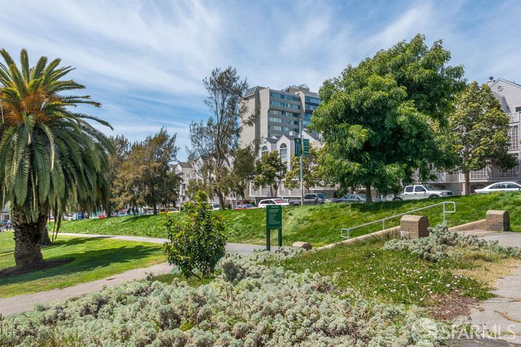 Detail Gallery Image 35 of 47 For 55 Zampa Ln #3,  San Francisco,  CA 94115 - 3 Beds | 2 Baths