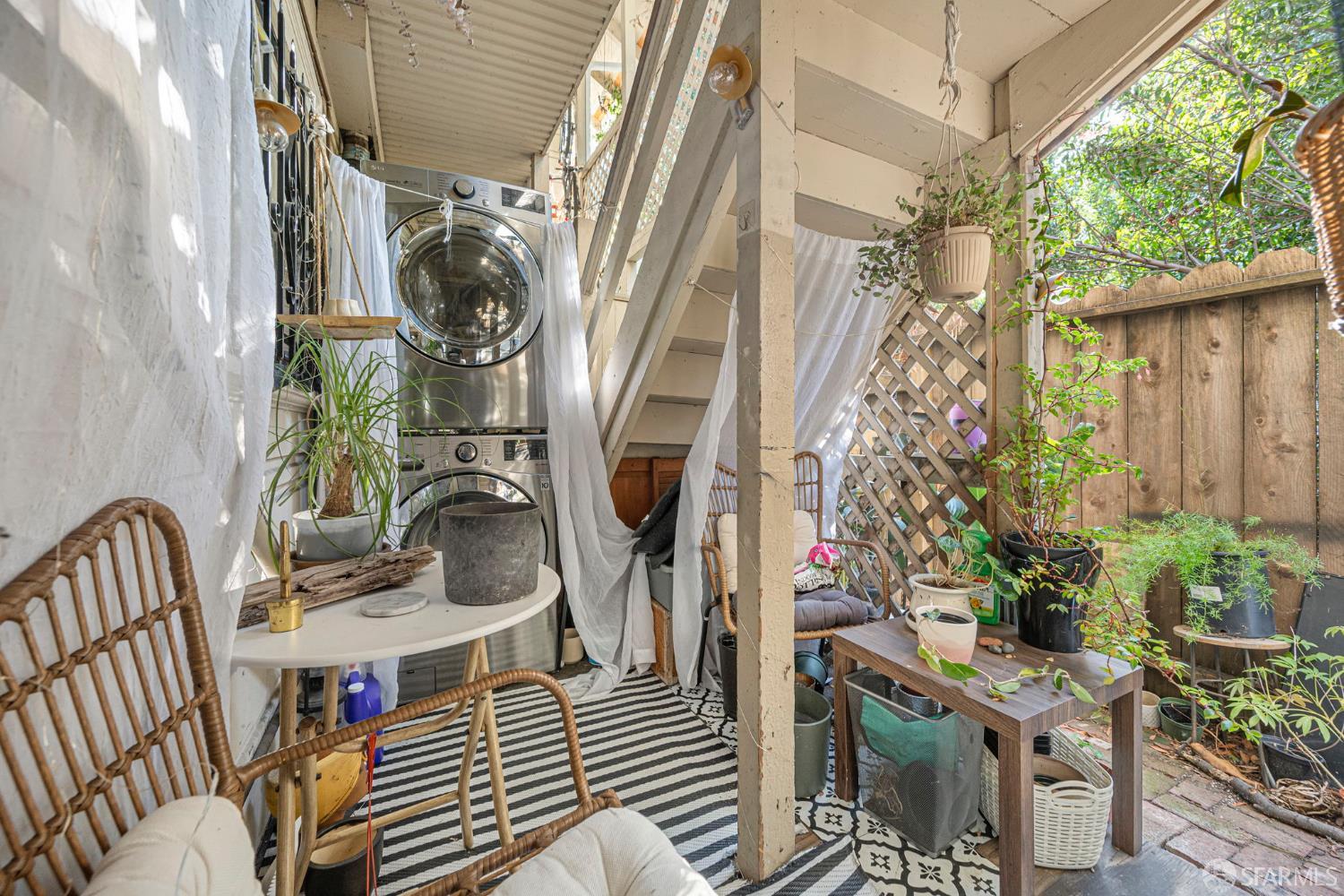 Detail Gallery Image 17 of 82 For 2941 Harrison St, Oakland,  CA 94611 - – Beds | – Baths