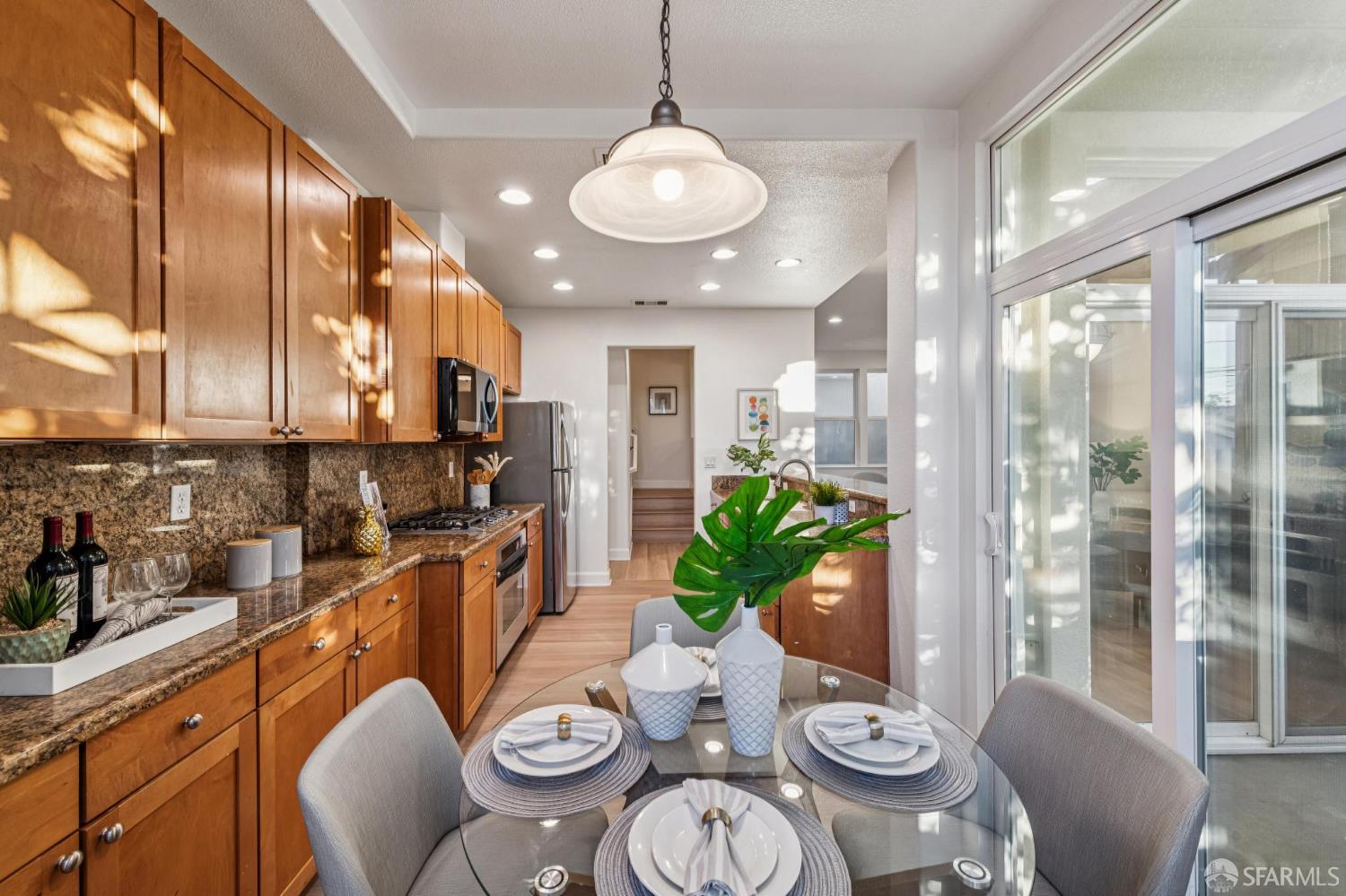 Photo #23: 425091702 Listing: Photo #23