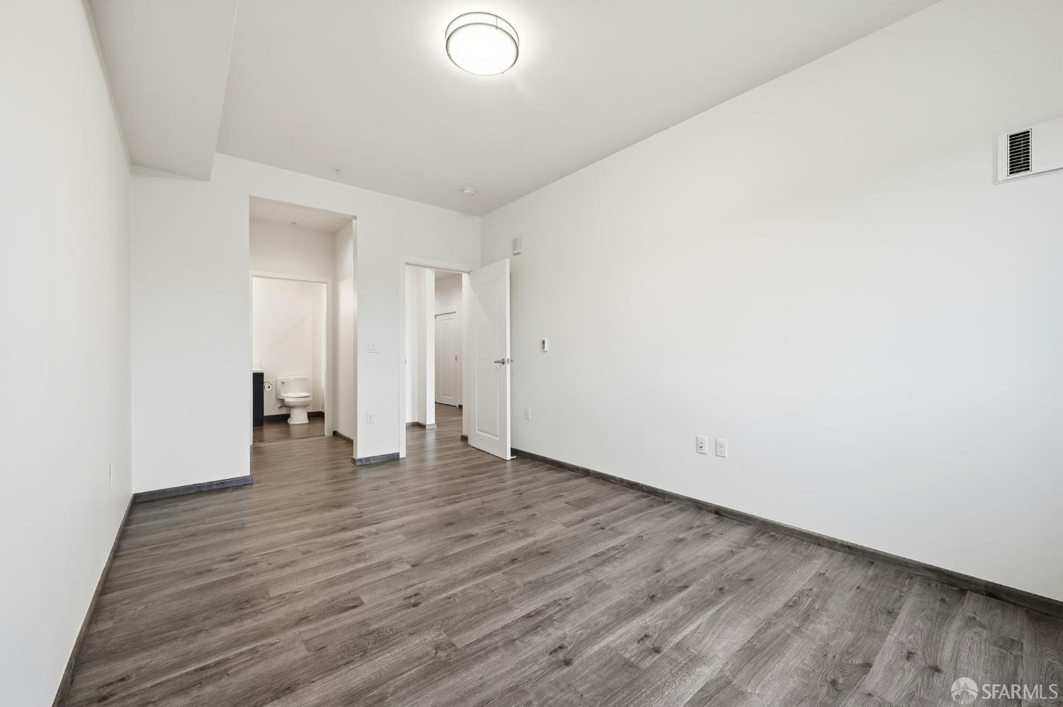 Detail Gallery Image 21 of 51 For 3535 Wawona St #415,  San Francisco,  CA 94116 - 2 Beds | 2 Baths