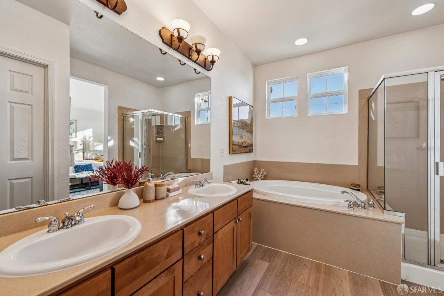 Photo #32: 425091702 Listing: Photo #32