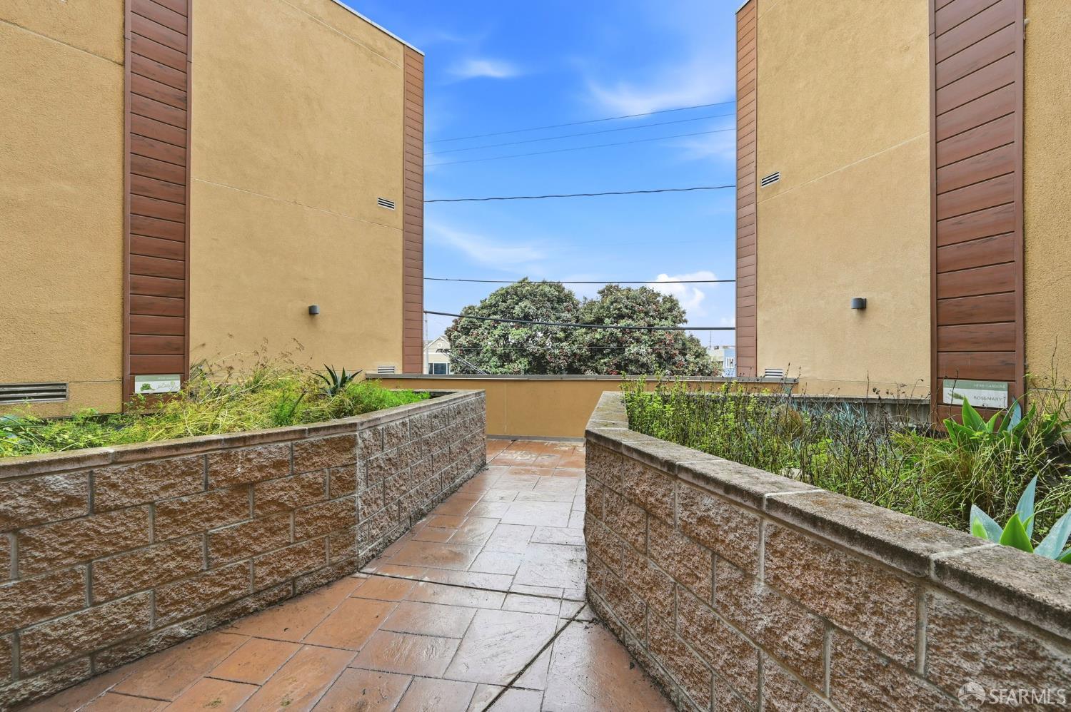 Detail Gallery Image 45 of 51 For 3535 Wawona St #415,  San Francisco,  CA 94116 - 2 Beds | 2 Baths