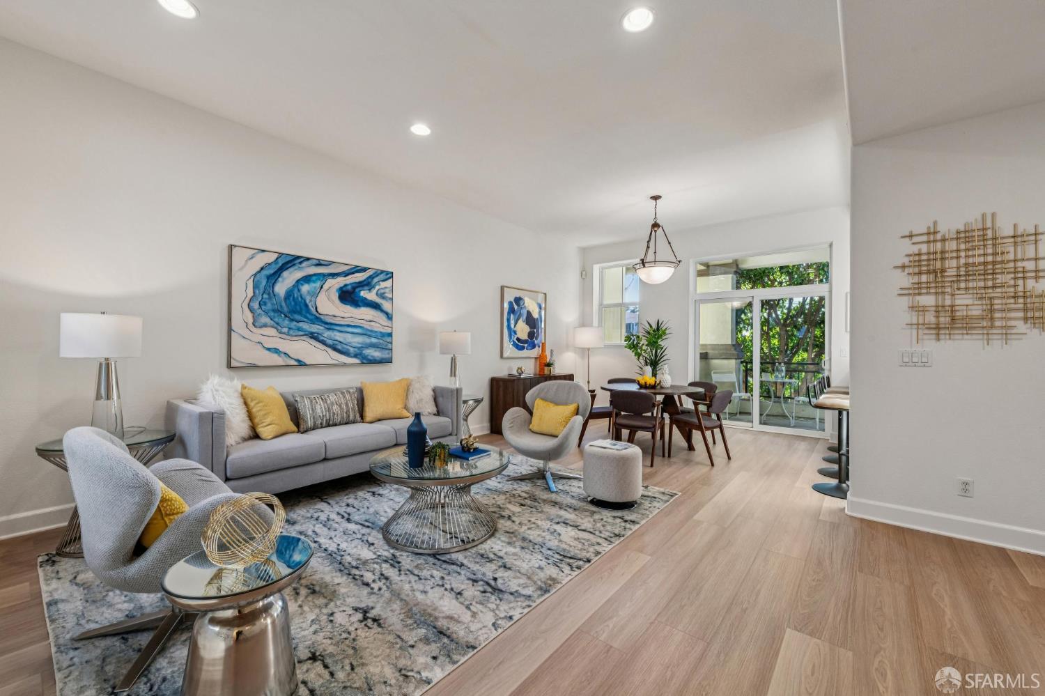 Photo #6: 425091702 Listing: Photo #6